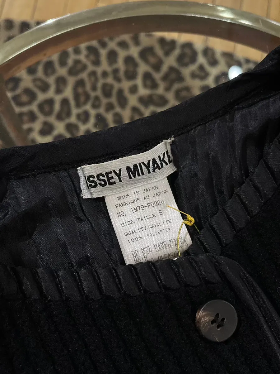 1990's Issey Miyake Grooved Crop Jacket