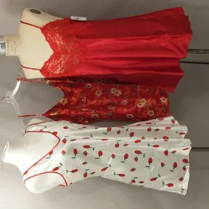 3 Nightgowns Sleeveless Red Chemise Short Roses Butterflies Lace Sexy Feminine M