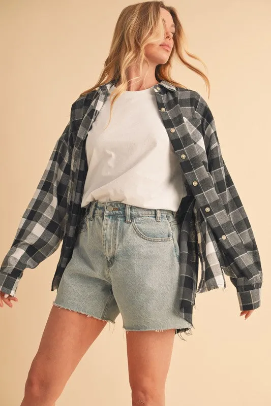 Aemi   Co Frayed Hem Plaid Button Up Flannel Shirt