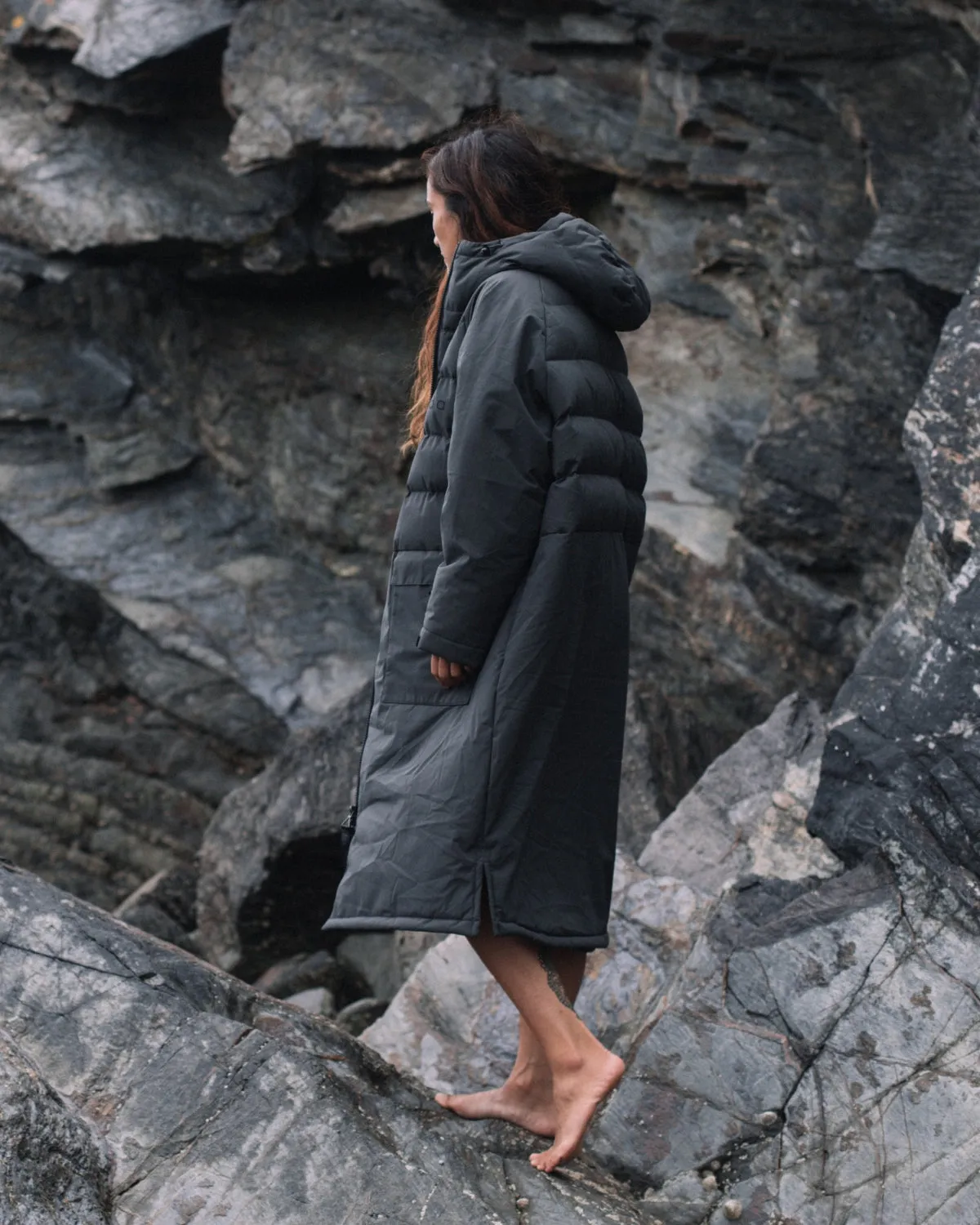 All Weather Puffer Changing Robe - Fossil Grey