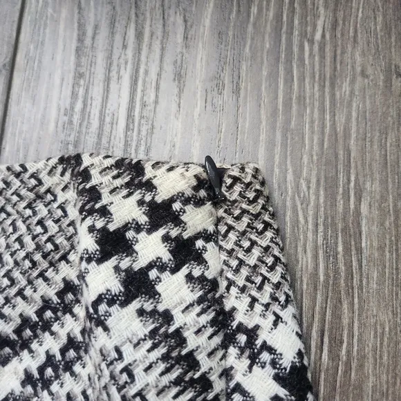 Ann Taylor Loft Wool Blend Printed Skirt 6