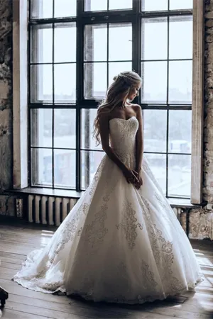 Anneprom Beautiful Online Exquisite Sweetheart A line Bridal Dresses Appliqued Gowns for Sale APW0349