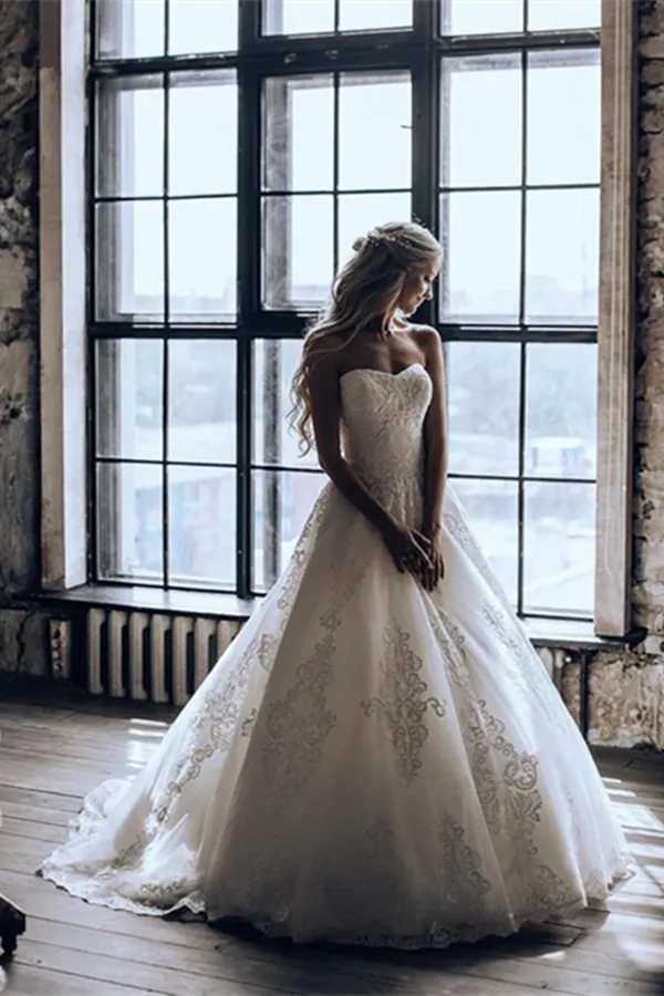 Anneprom Beautiful Online Exquisite Sweetheart A line Bridal Dresses Appliqued Gowns for Sale APW0349