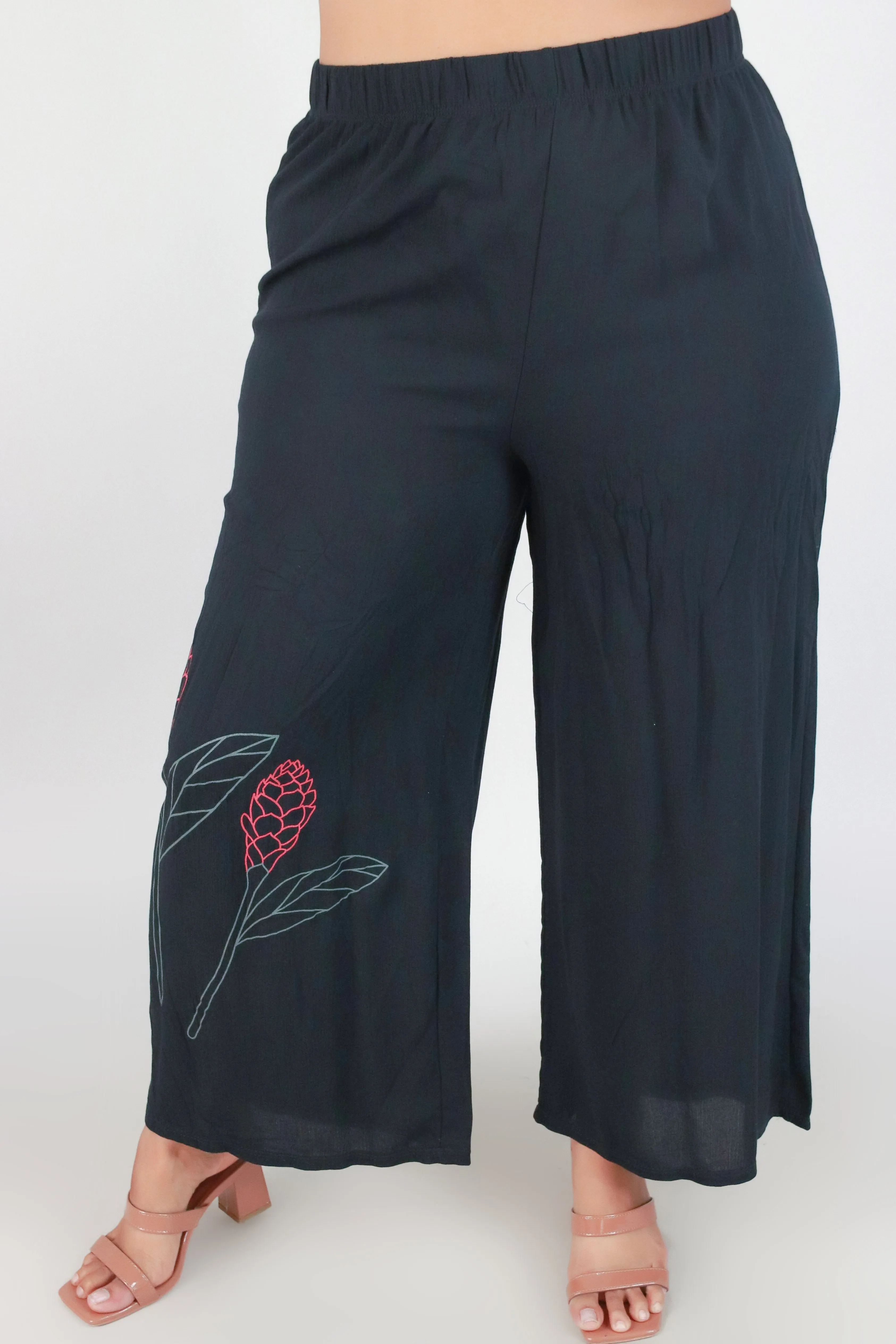 AWAPUHI CAPRI PANTS