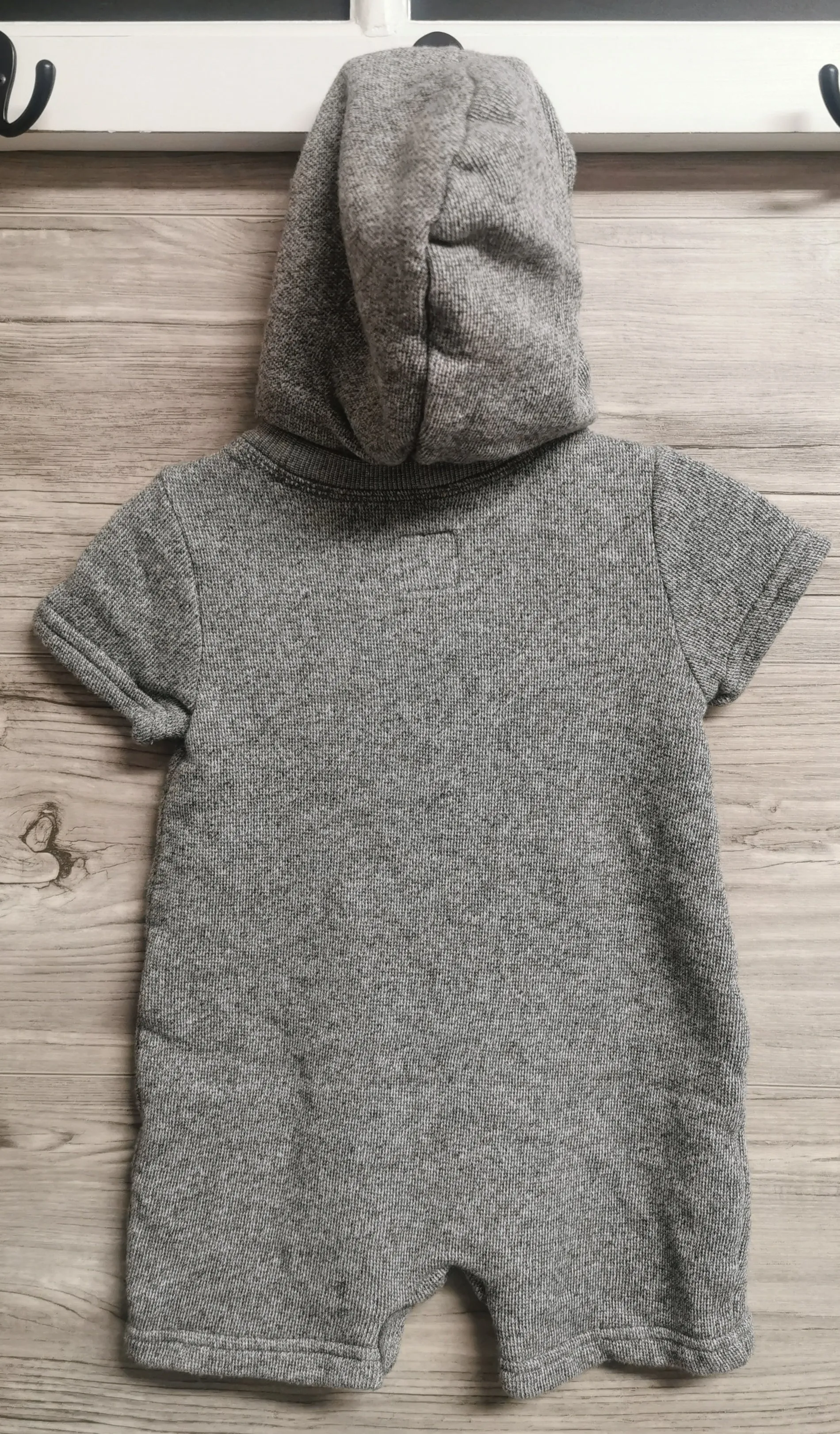 BABY BOY SIZE 6/12 MONTHS - Baby GAP, Hooded, Summer Romper EUC B50