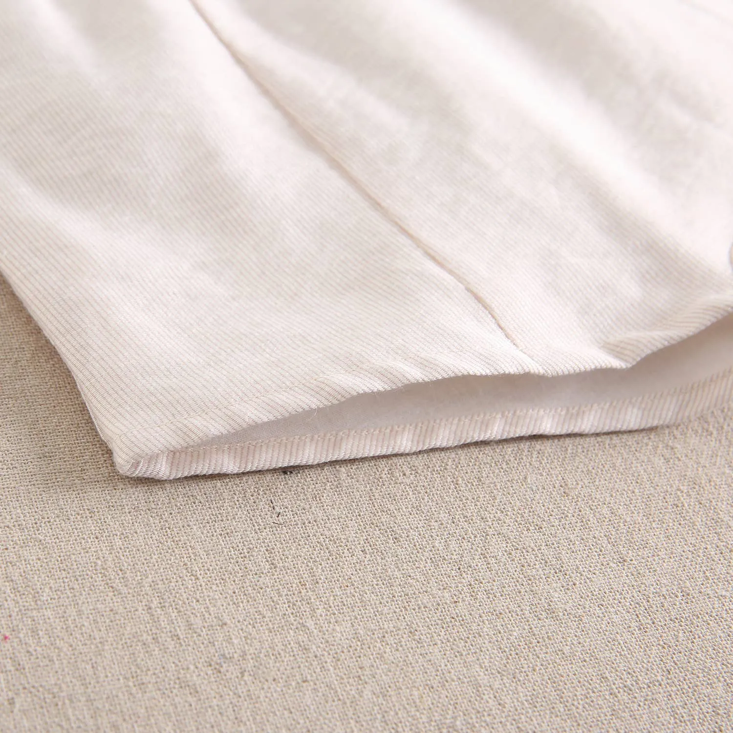 Baby boy's shorts with beige straps