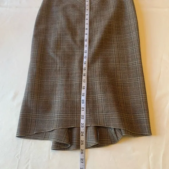 BCBG 100% wool plaid skirt size 2