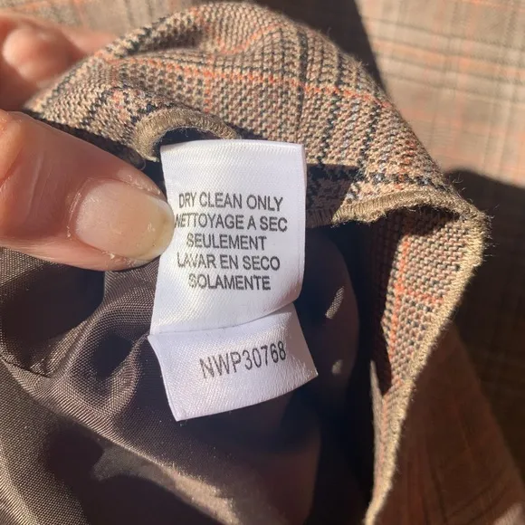 BCBG 100% wool plaid skirt size 2