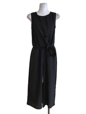 Black Round Neck Jumpsuits