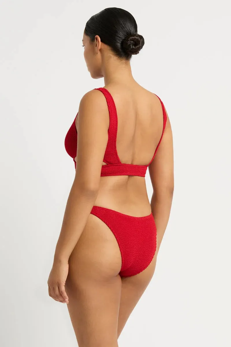 Bond-eye Nino Crop Baywatch Red