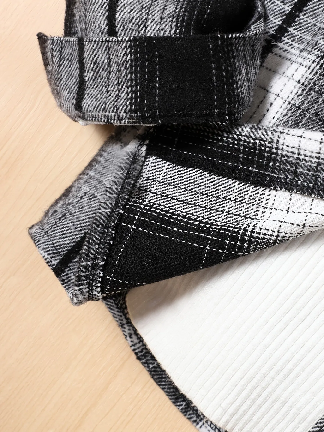 Boys' Long Sleeve Hooded Flannel Shirt
