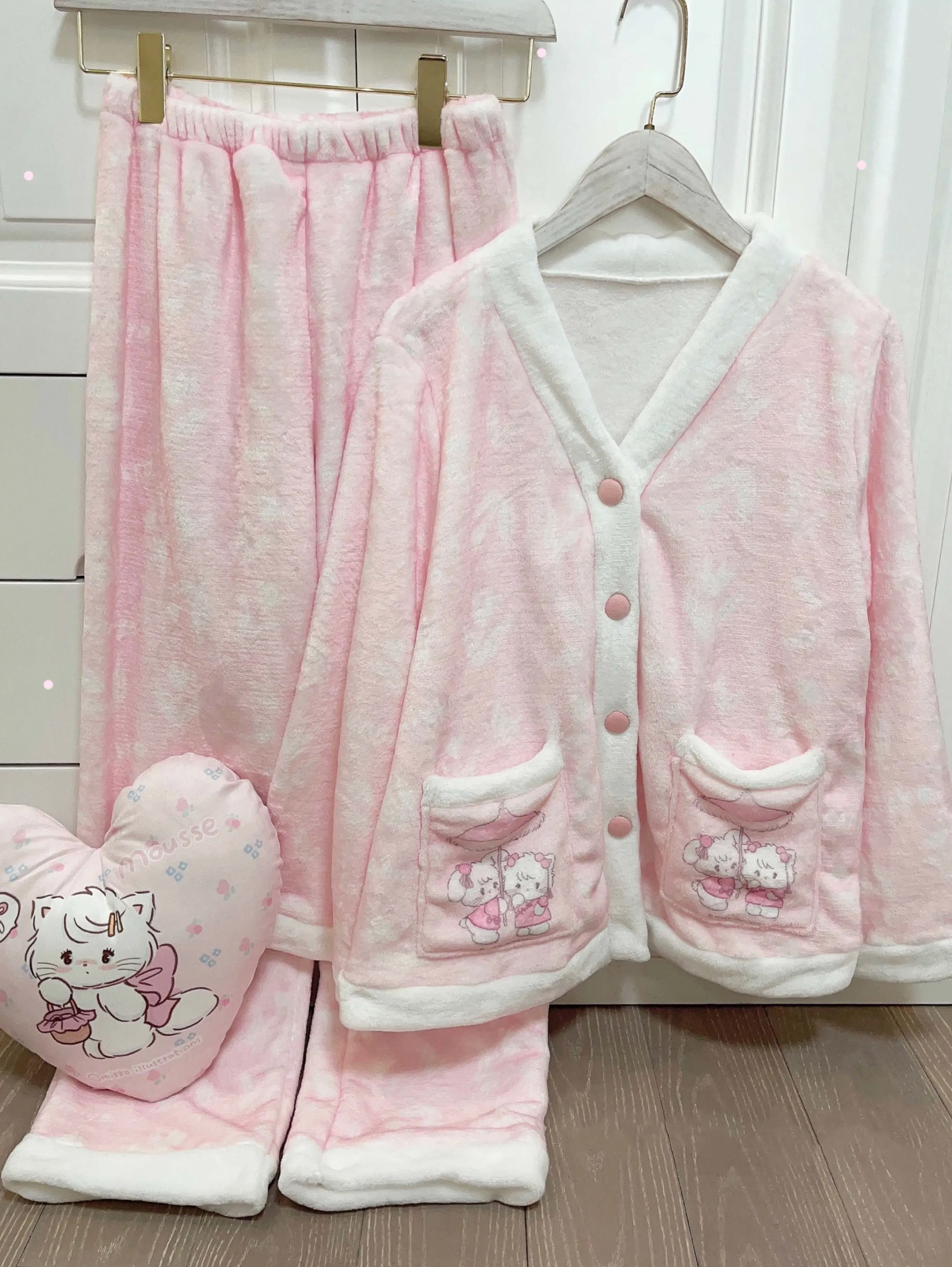 Cat Cute Plush Flannel Pink Sleepwear Pajamas Top & Pants Two Piece