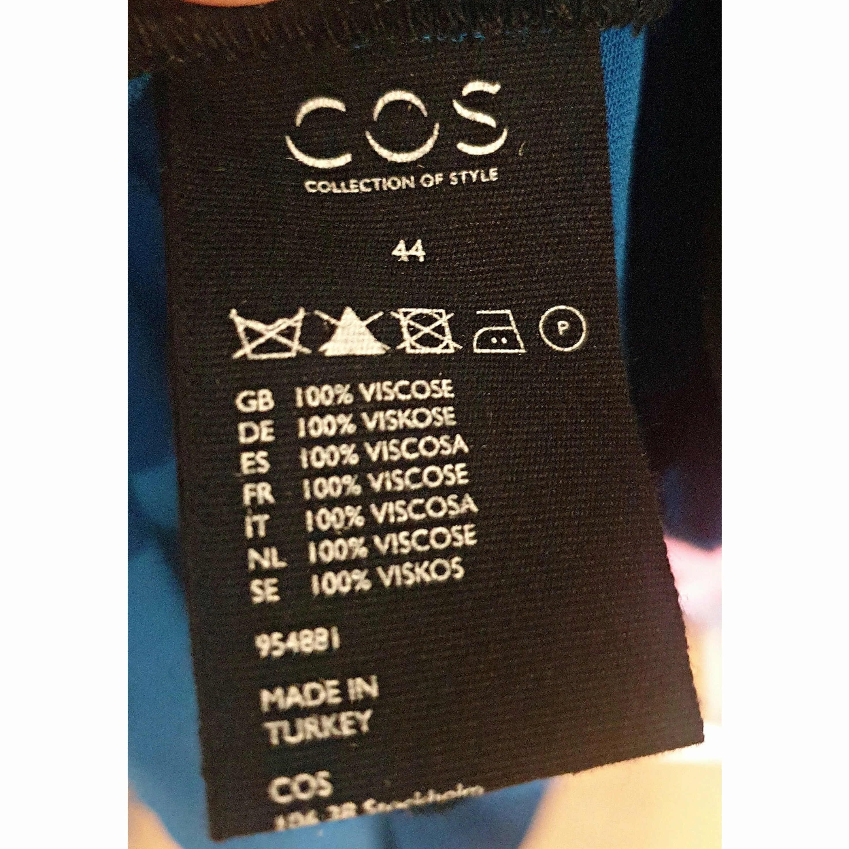 Cos black dress with pockets and bell sleeves size 44 (best fits 12)