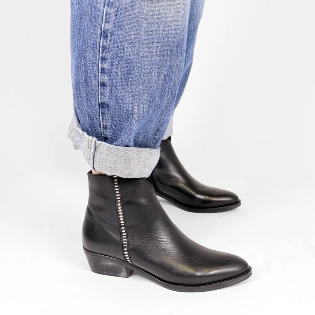 Delman Black Leather
