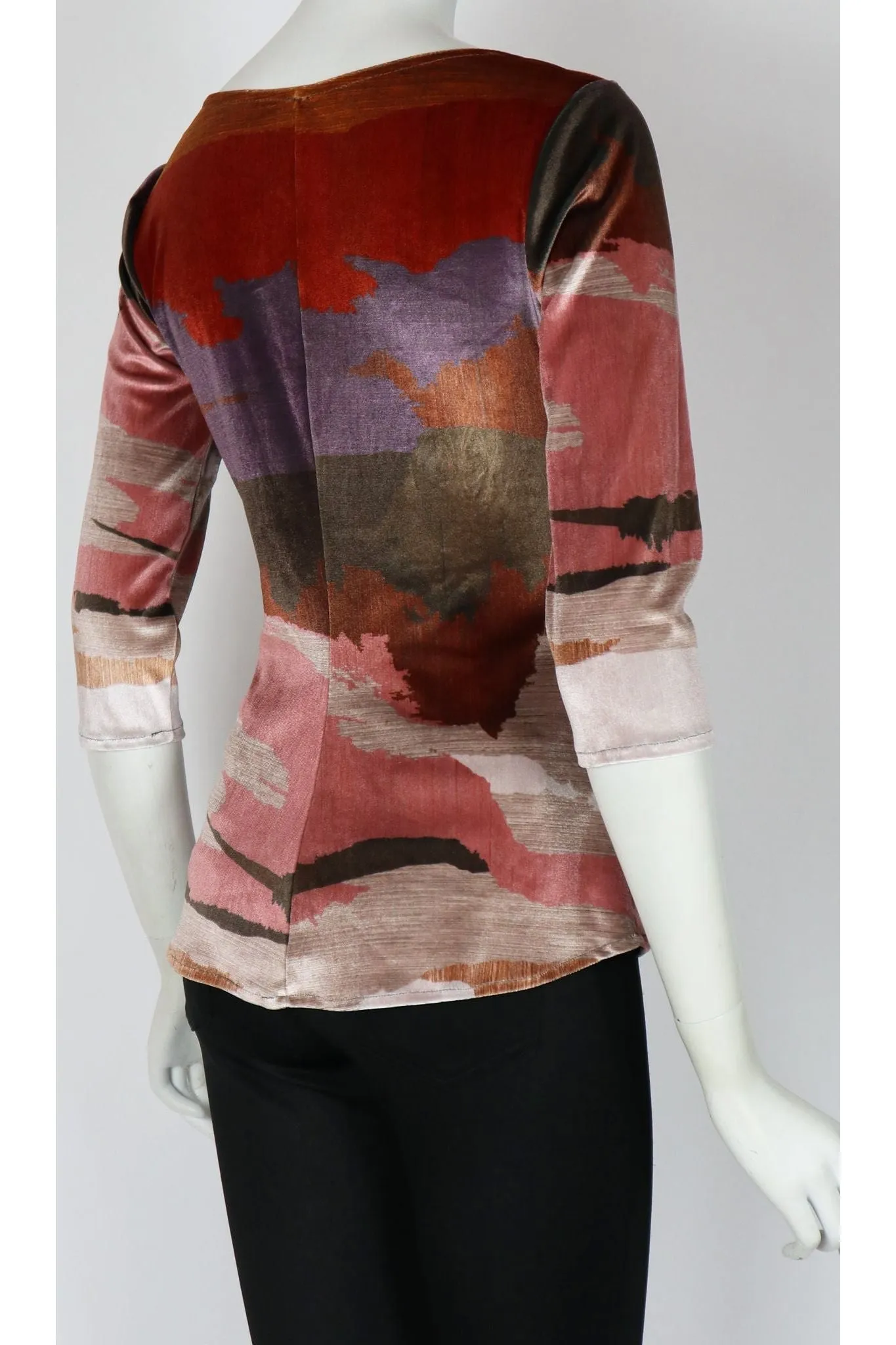 DESIRE' Crossover with Ruched Side 3/4 Sleeves Printed Velvet Top