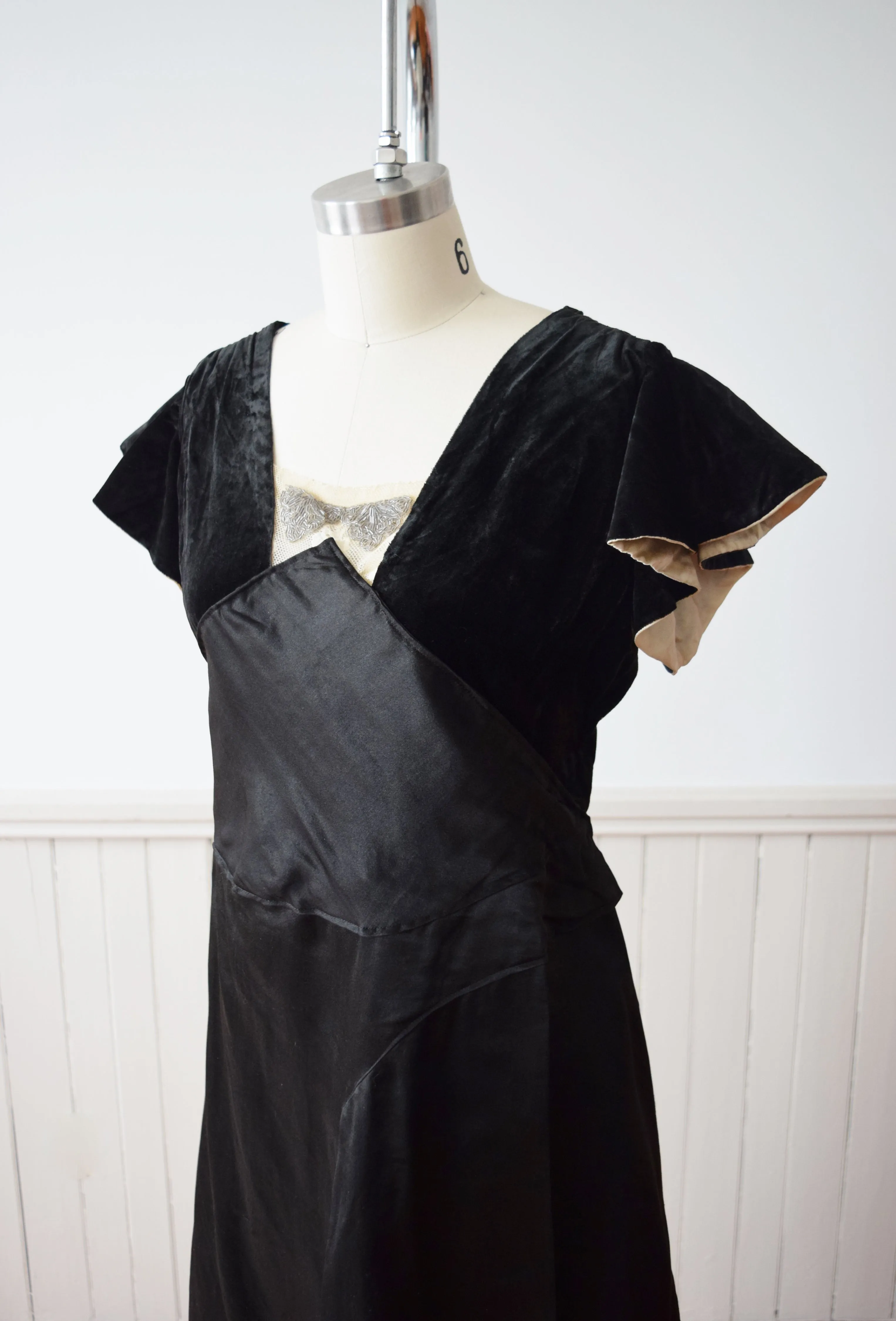 Edwardian Flutter Sleeve Wrap Dress | S