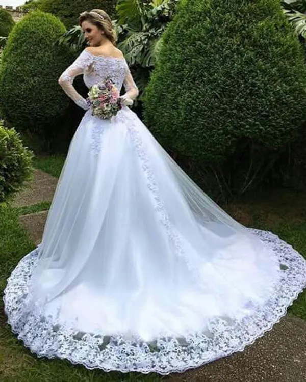 Elegant Lace Long Sleeves Wedding Dresses Appliques Beaded New 2019 Bridal Gowns