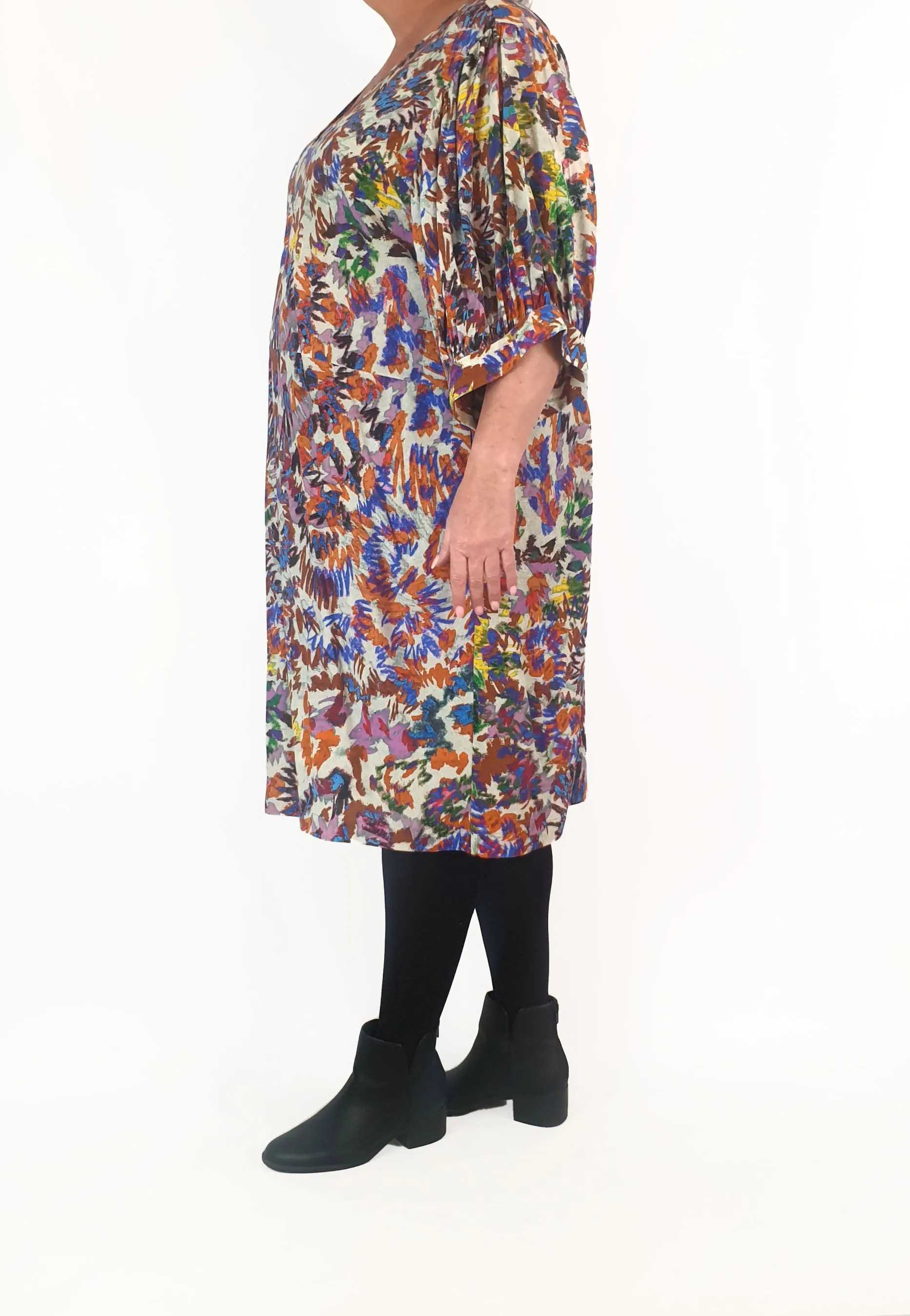 Elk purple-based unique print dress size 18