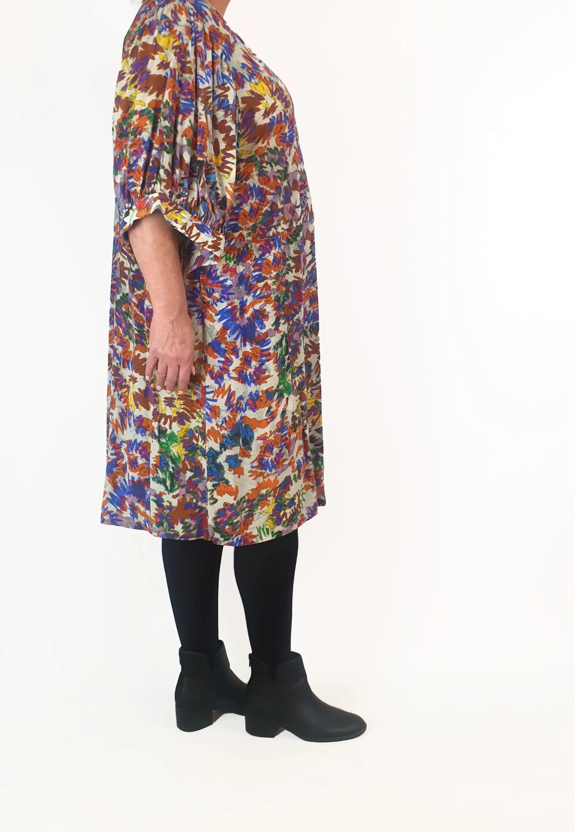 Elk purple-based unique print dress size 18