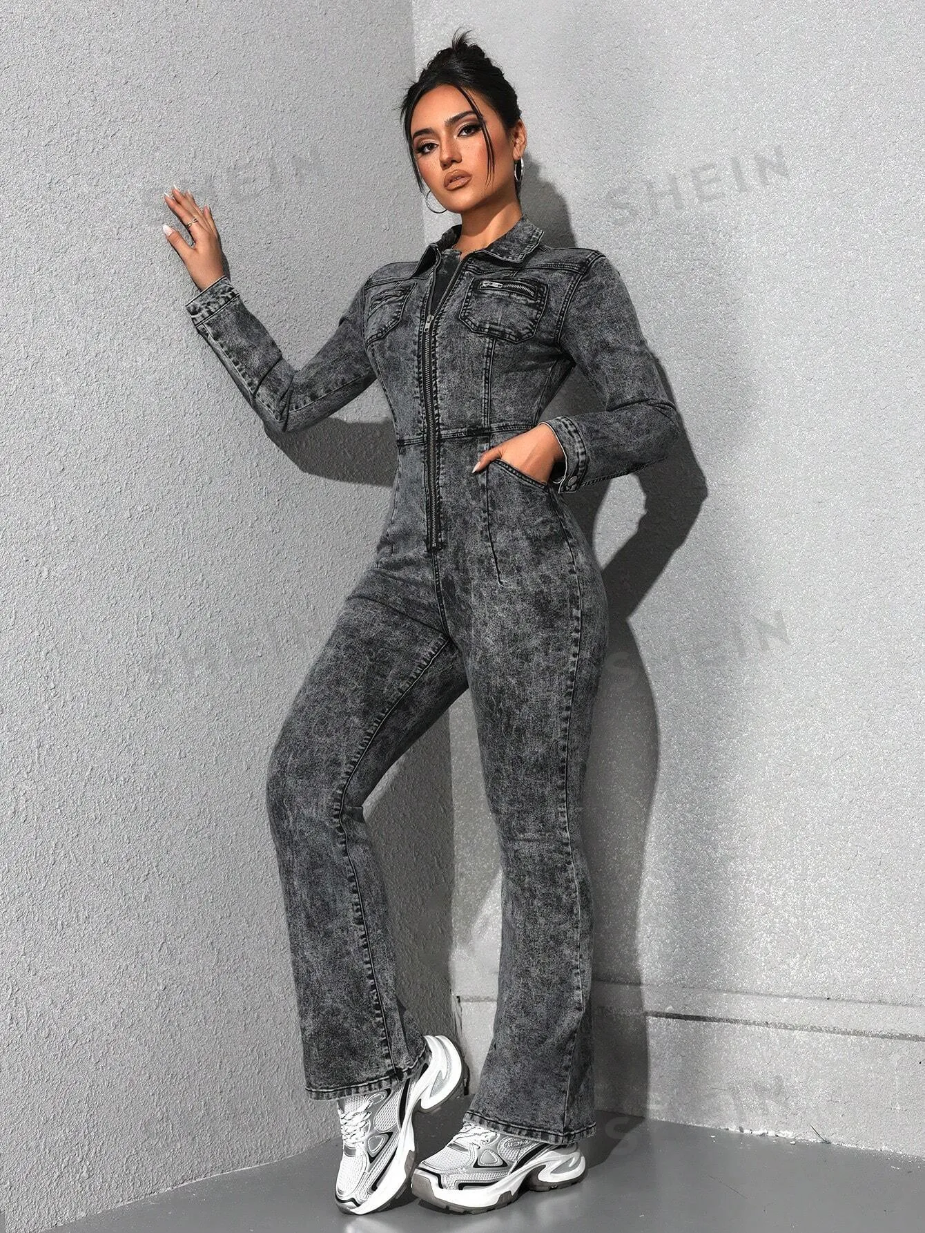 EZwear Women's Fashionable Autumn Zipper Denim Jumpsuit