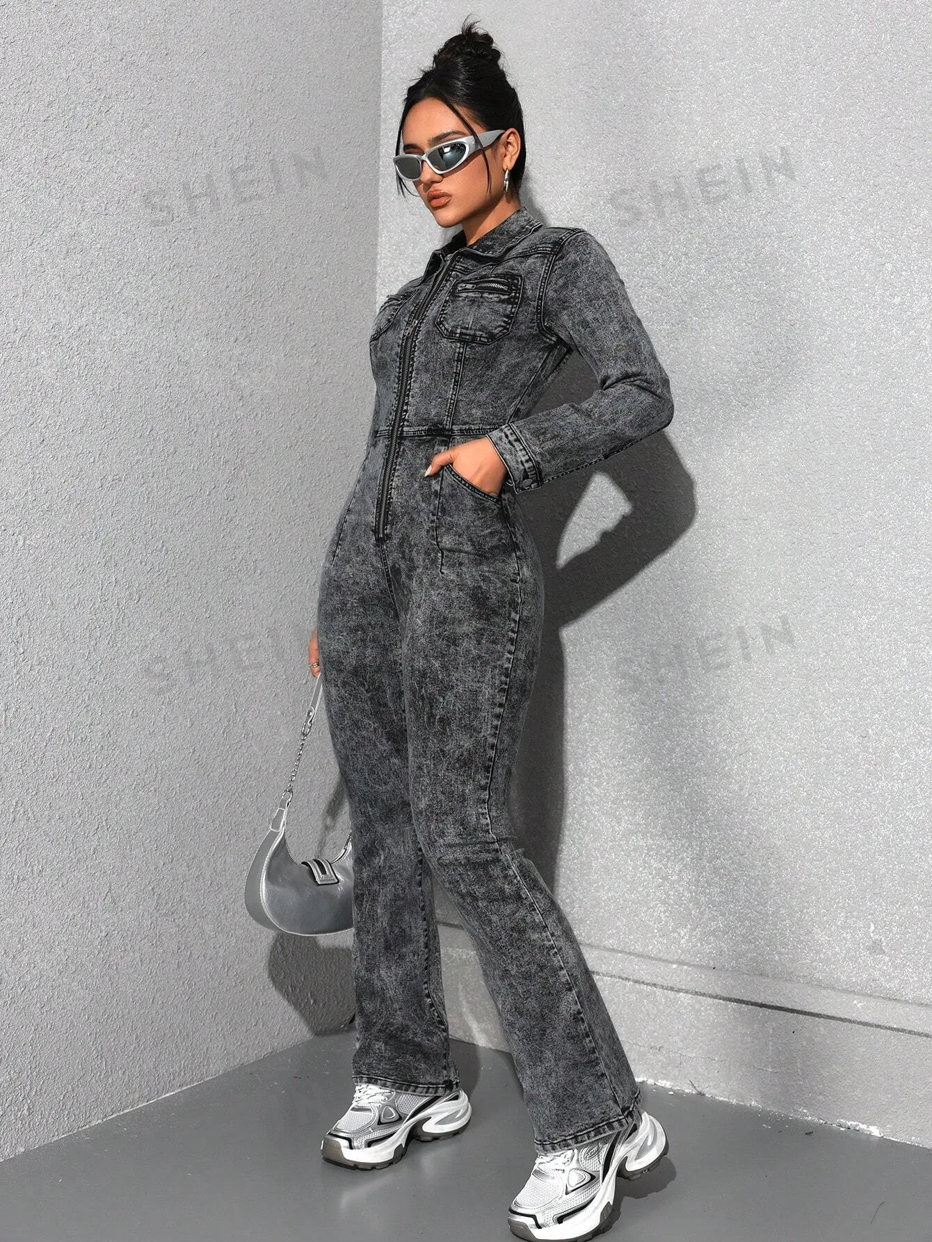 EZwear Women's Fashionable Autumn Zipper Denim Jumpsuit