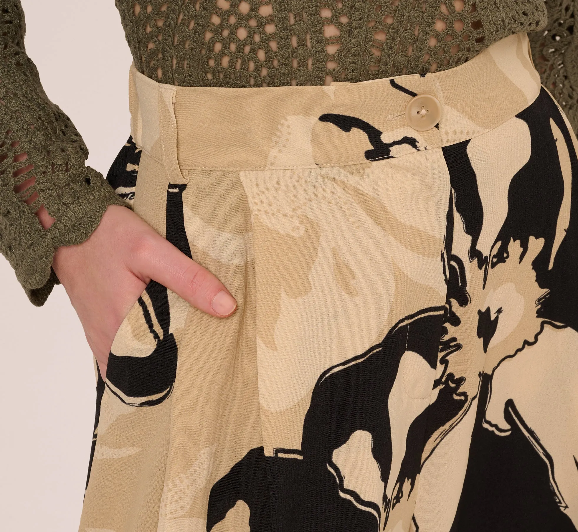 Floral Print Gaucho Pant In Khaki Black Sunset Floral