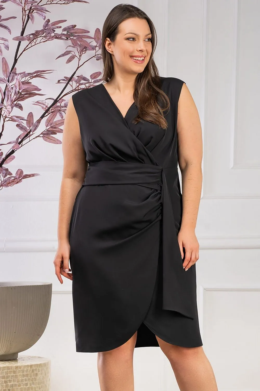 Florence Elegant Pleated Midi Dress – Timeless Sophistication with a Chic Back Cutout