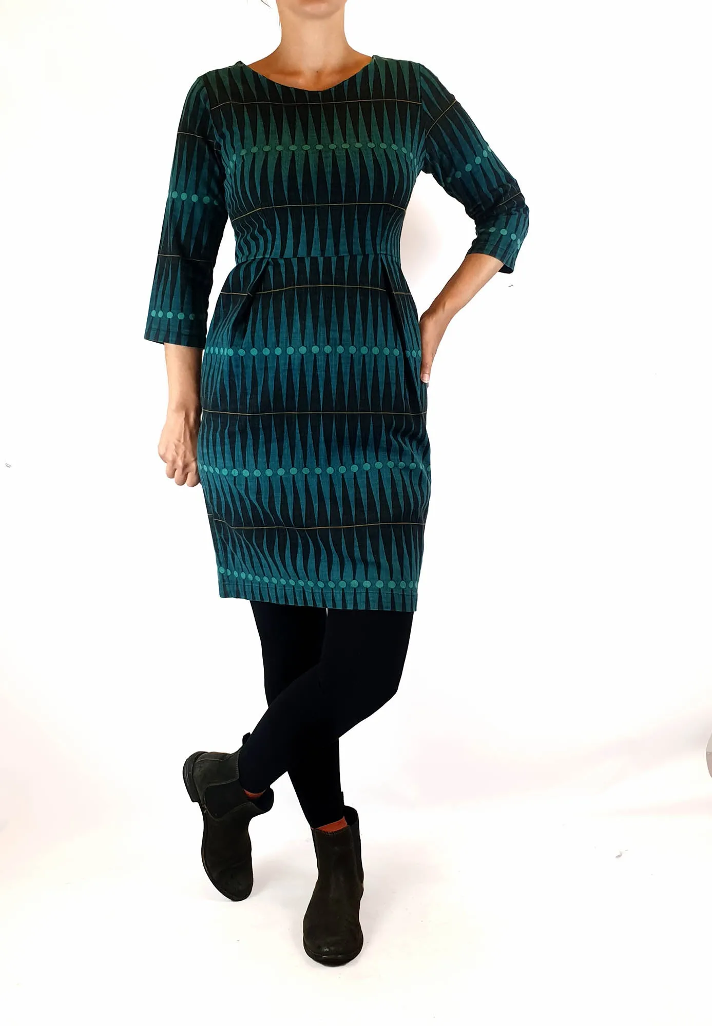 Frock Me Out green and black cotton half sleeve dress size 8