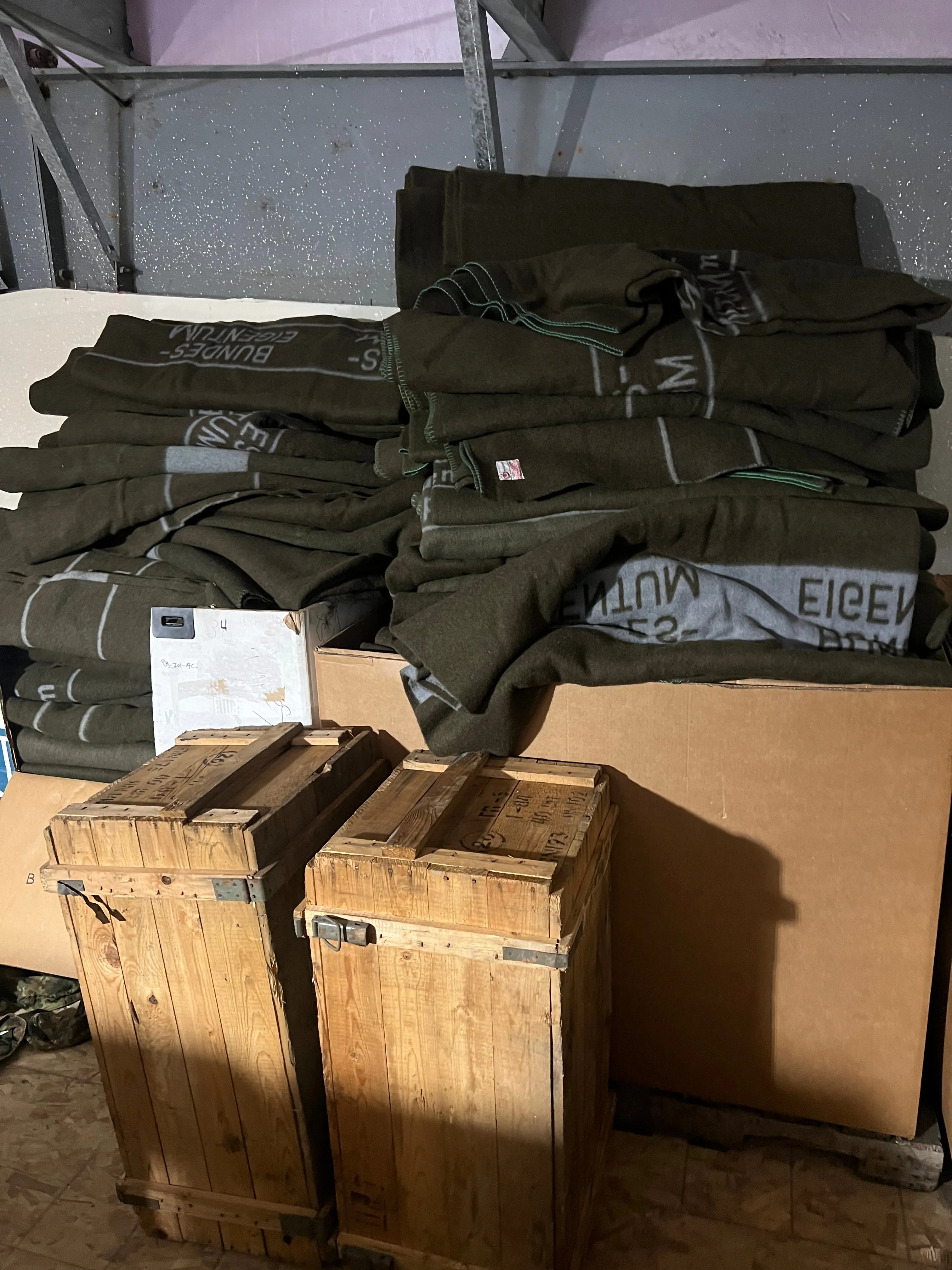German Military 100% Wool Blankets (Bundeseigentum)