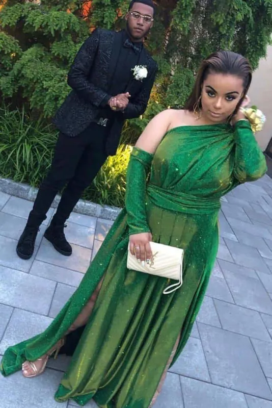 Green Asymmetrical Side Slit Long Sleeves Prom Dresses