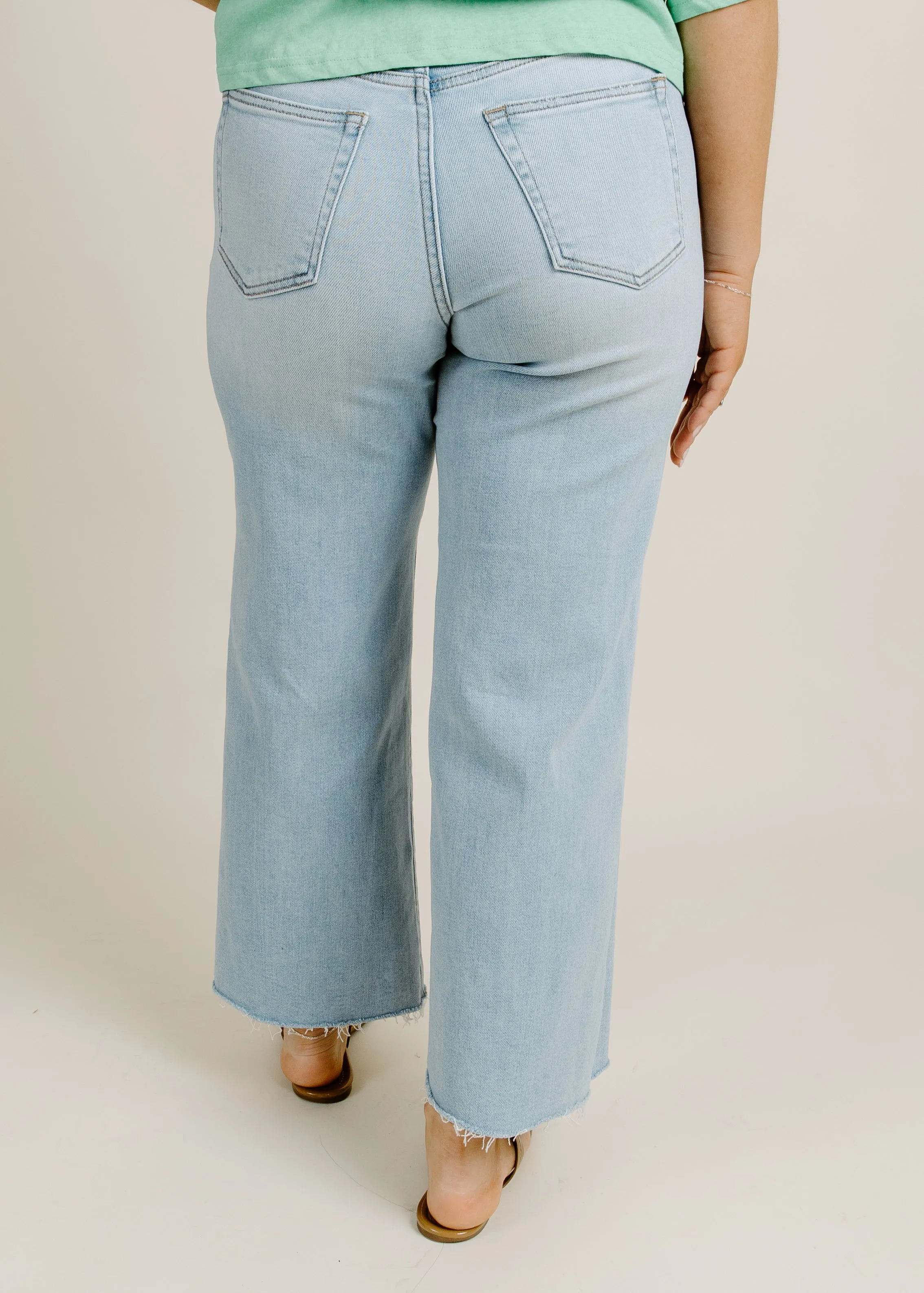 Hubbard Flared Jean - Light Wash