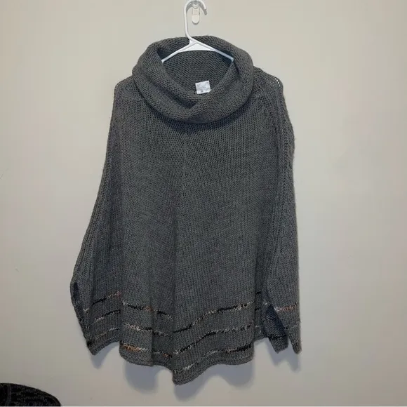 Iperico Women Wool Blend Ponchos