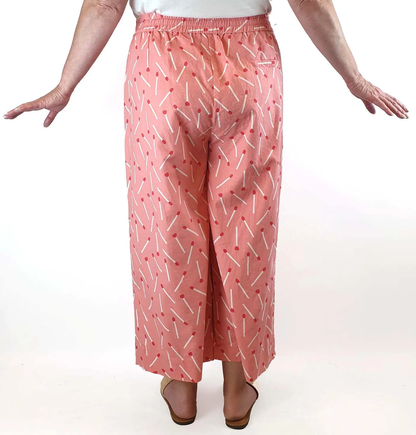 Jericho Road pink matchstick print pants size 18