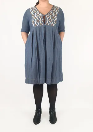 Lazybones denim look dress with embroidery detail size XL