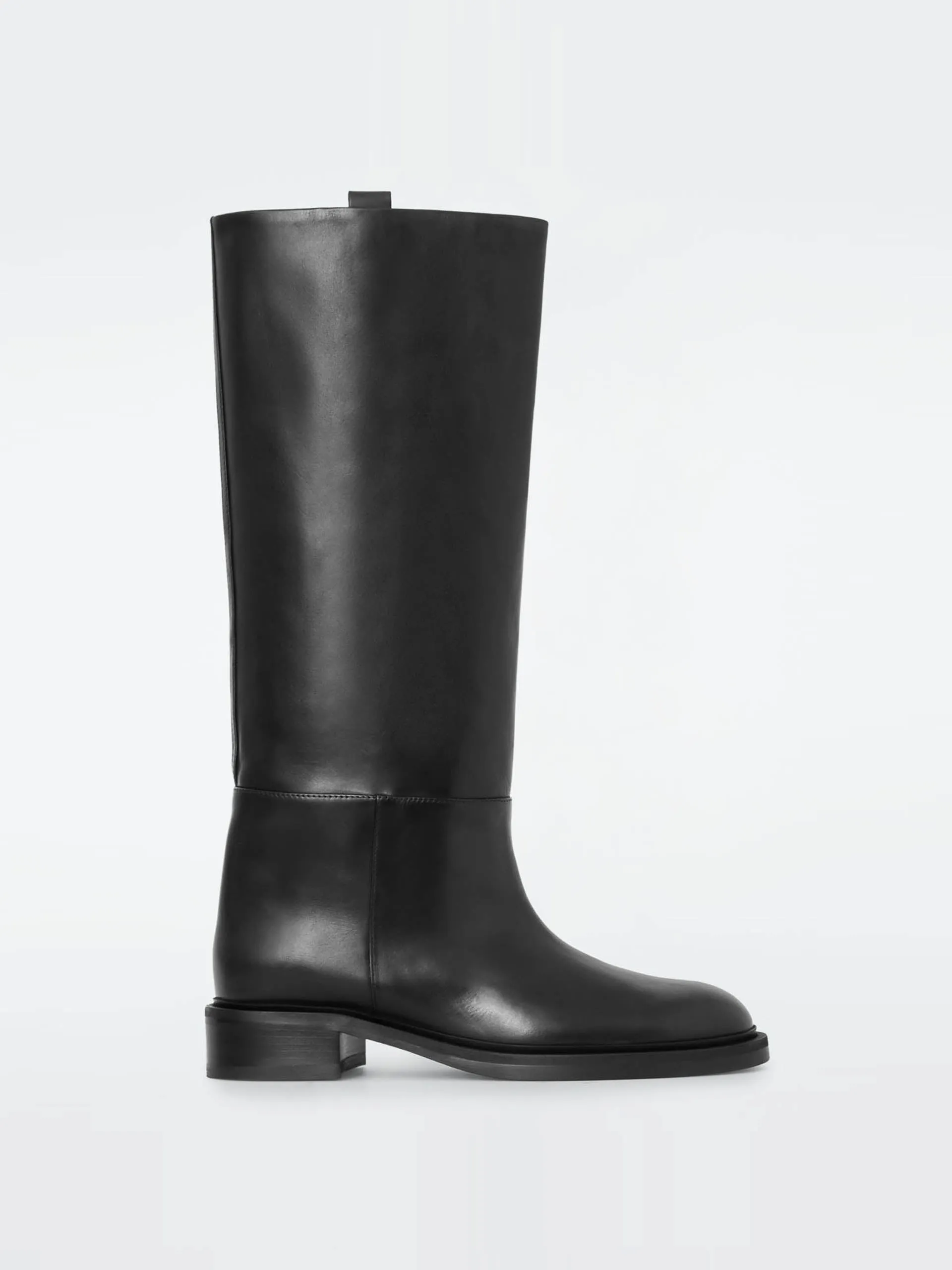Leather riding boots