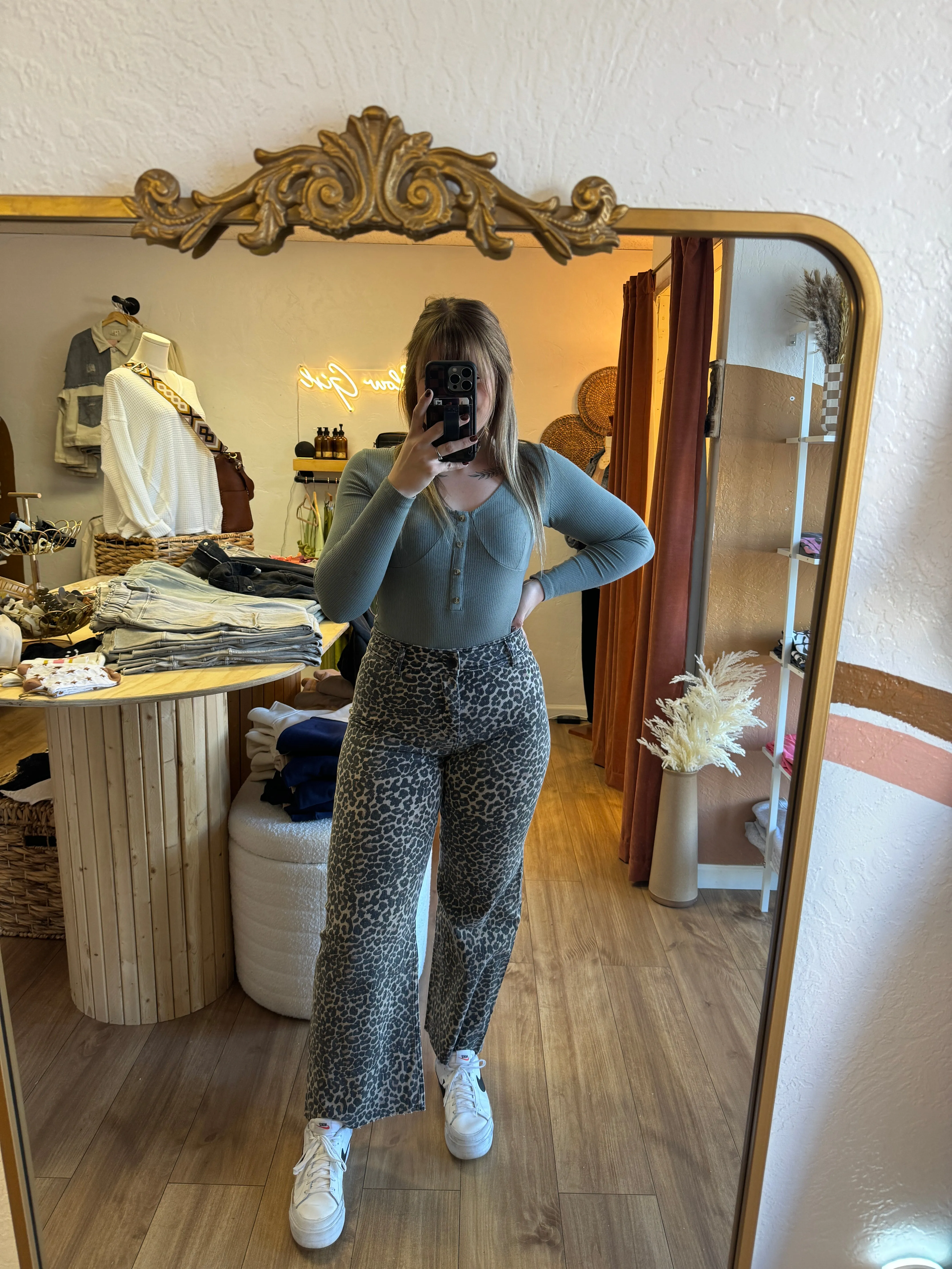 Leopard Printed Raw Hem Pants
