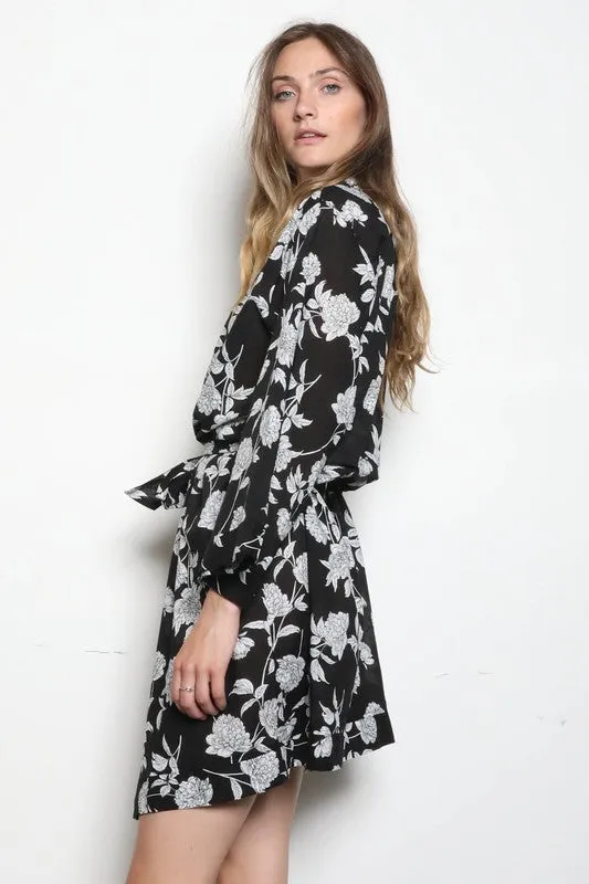 LILY FLORAL MAXI KIMONO