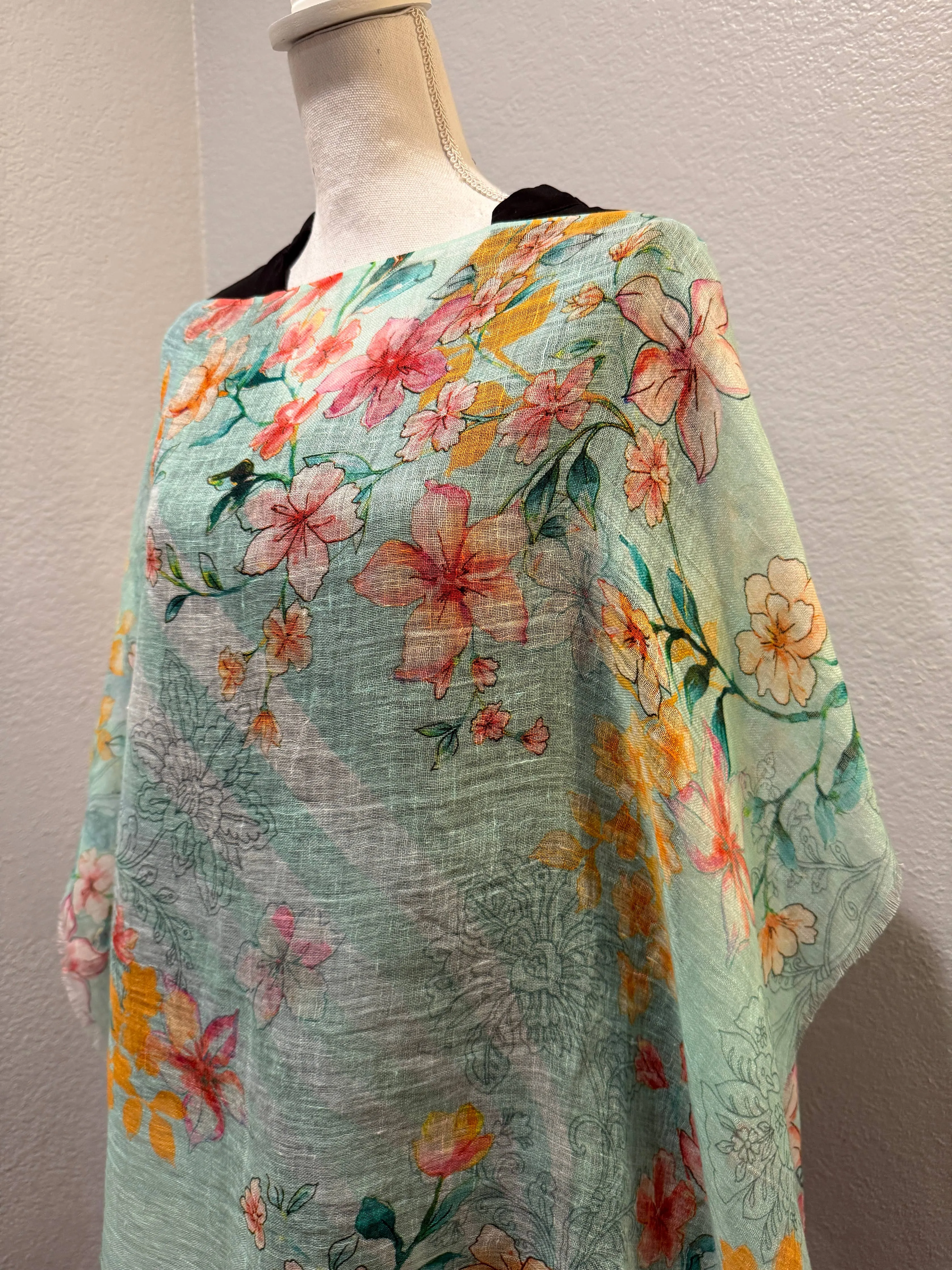 Linen Poncho - Soft Colours