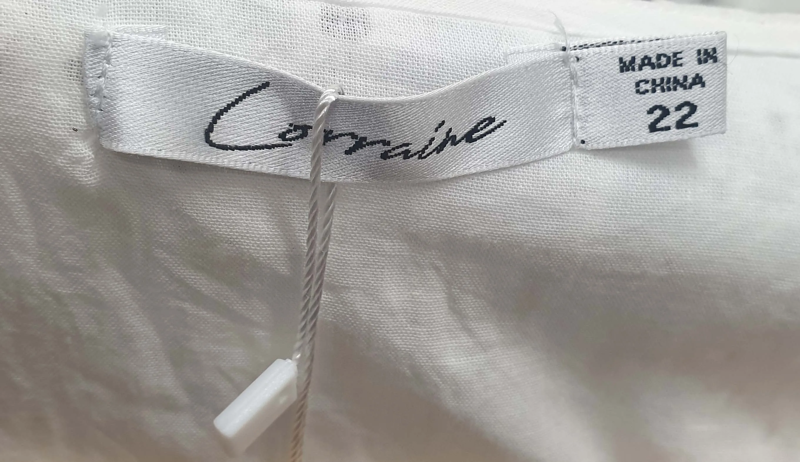 Lorraine white cotton lacey wrap dress size 22
