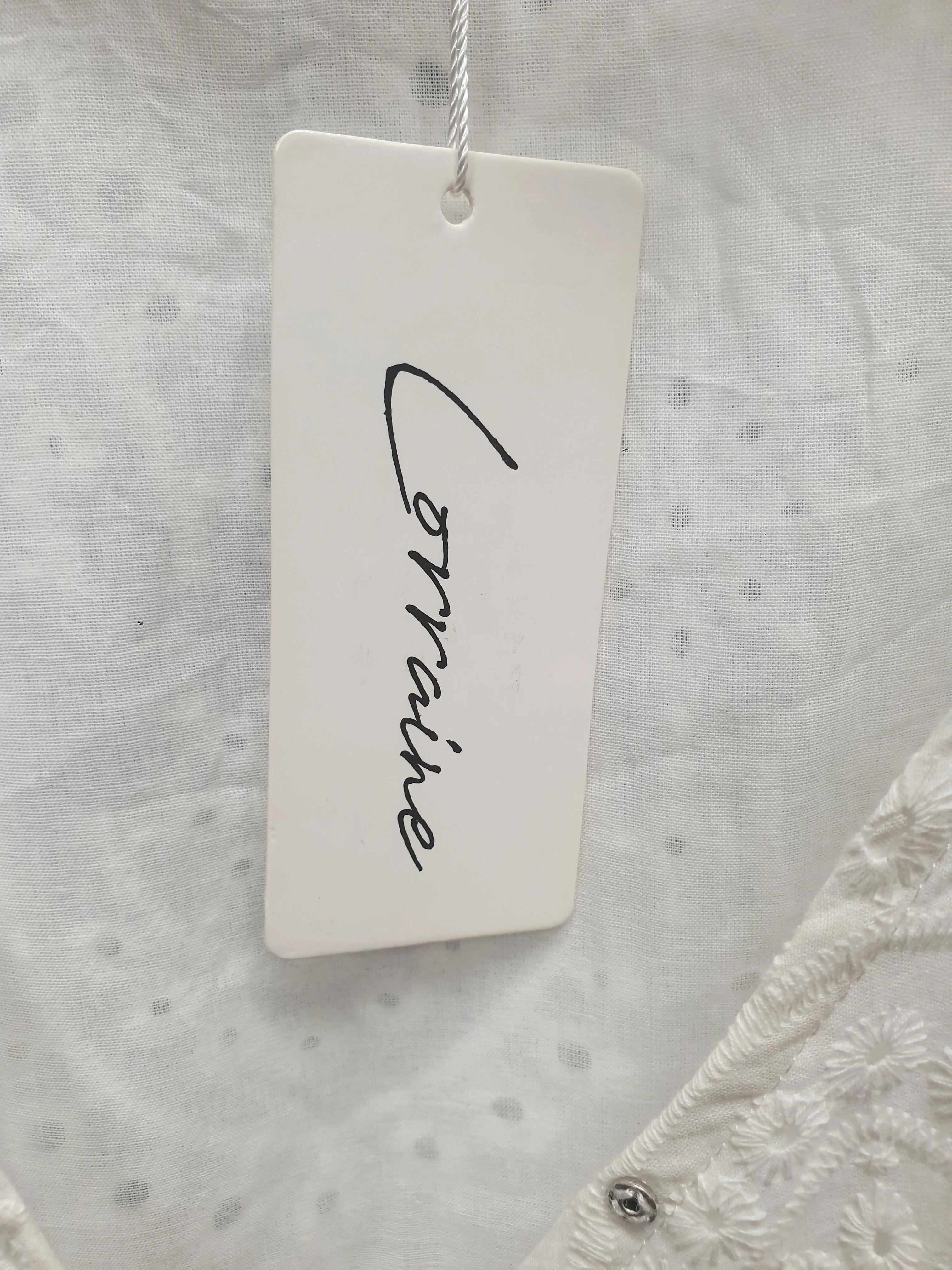 Lorraine white cotton lacey wrap dress size 22