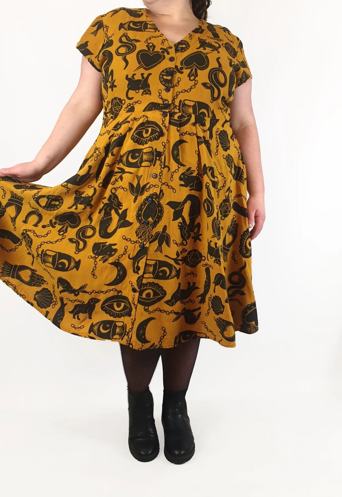 Made590 saski mustard symbol print dress size 3X