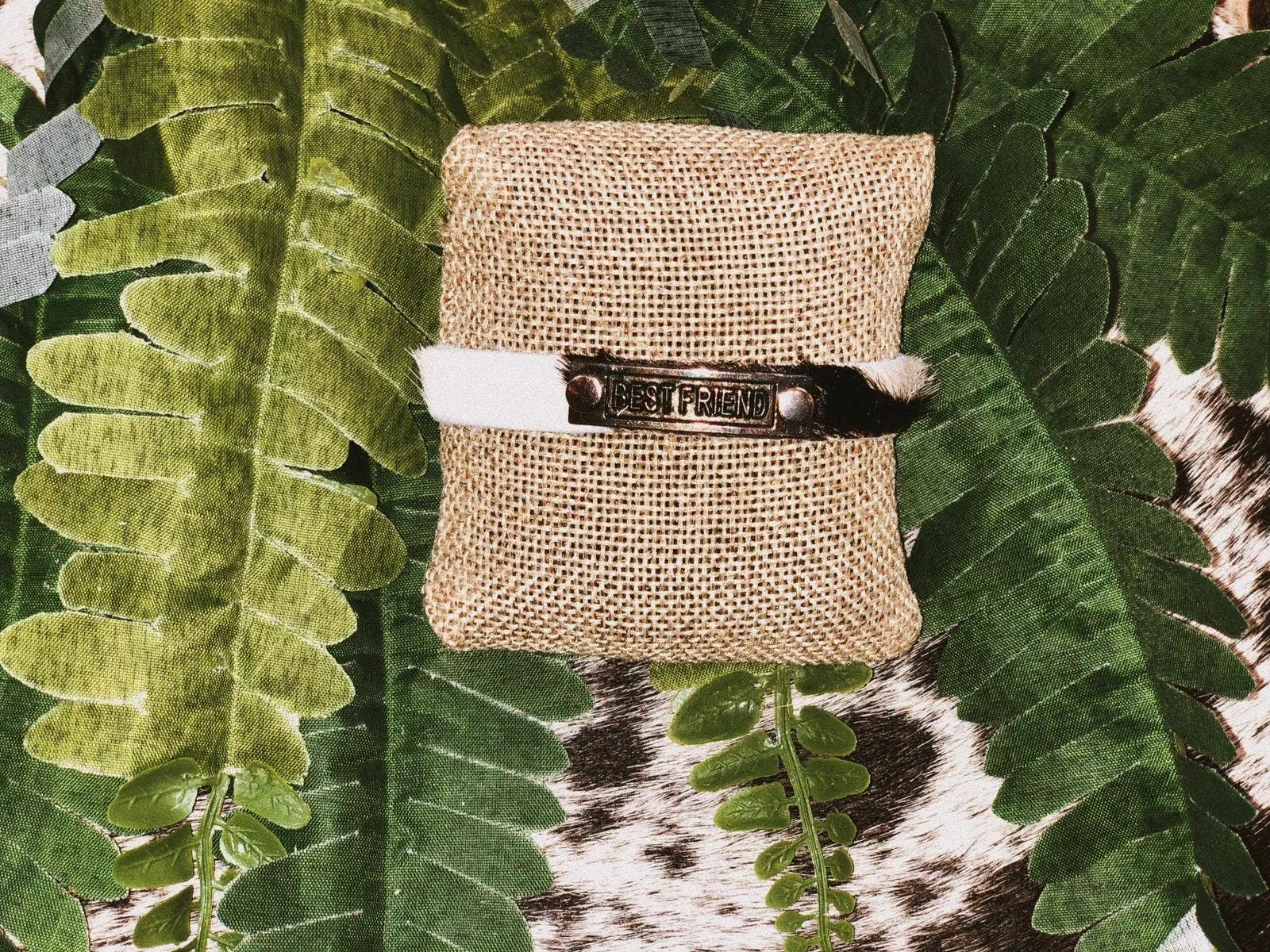 Mae Positive Inspiration Embellished Mini Cuff: Confidence / Brown Floral