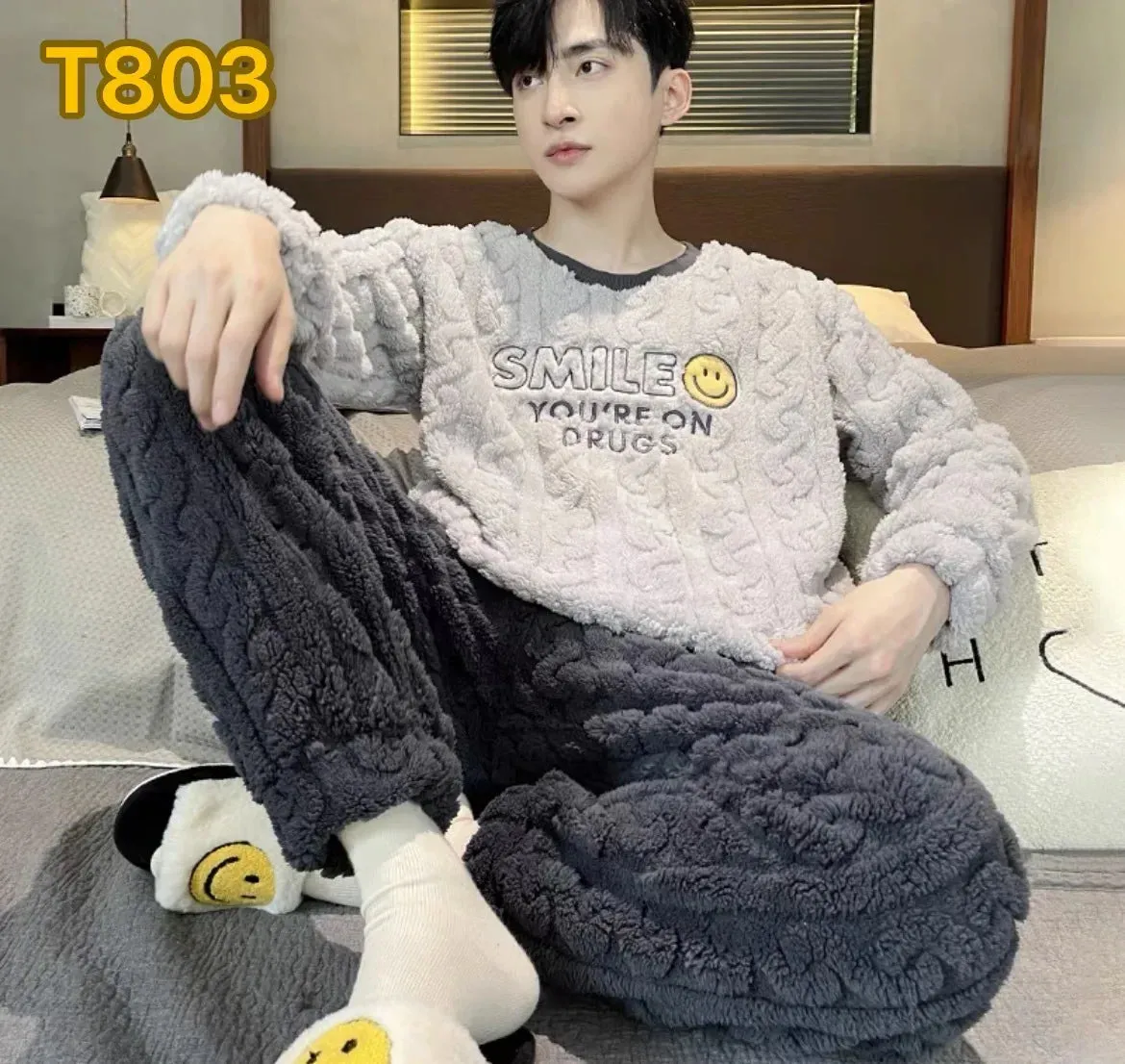 Men's New Fall/Winter Coral Fleece Thickened Round Neck Pullover Man's Flannel Homewear Suit