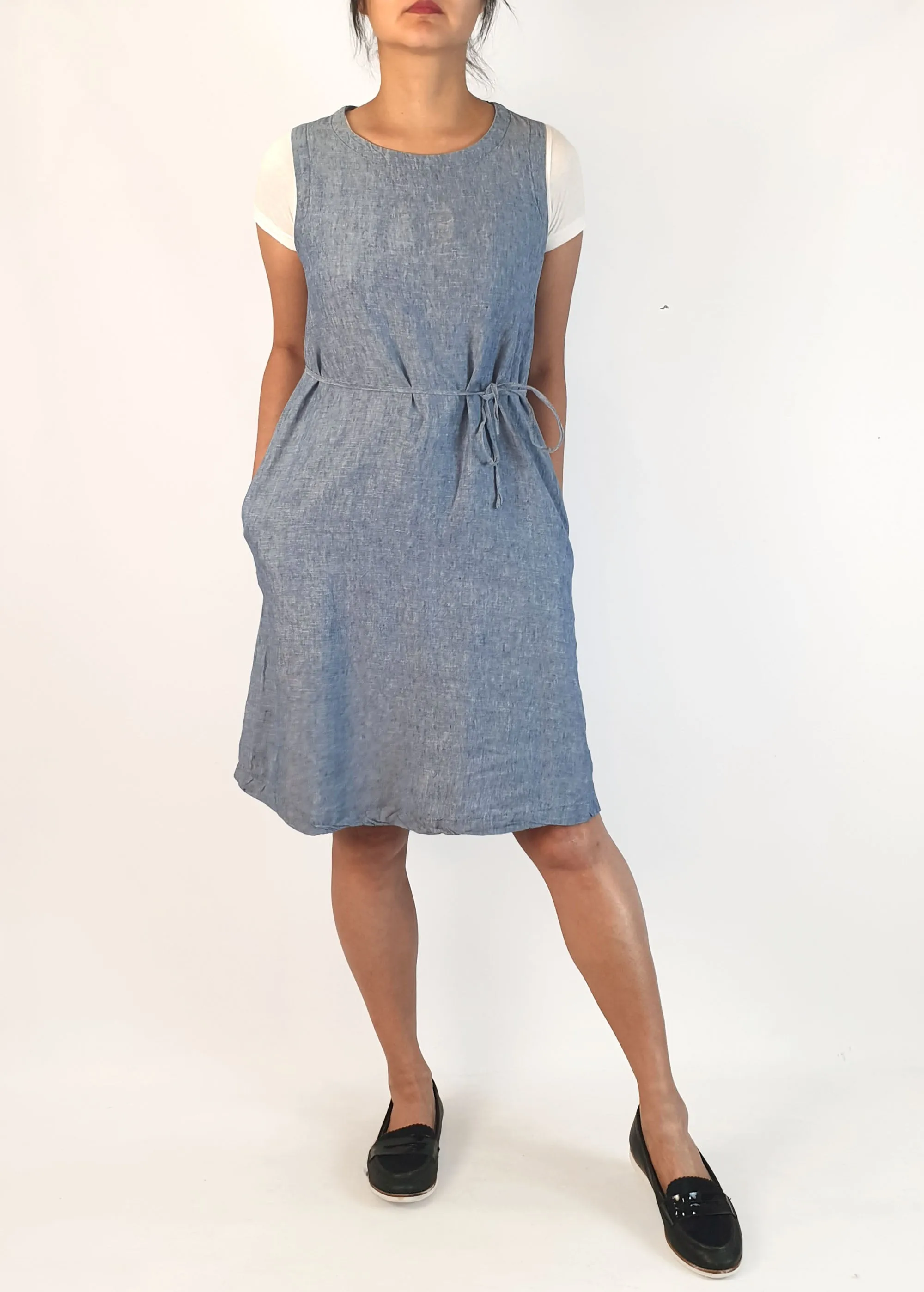 Muji denim sleeveless dress size M (small fit, best fits 10)