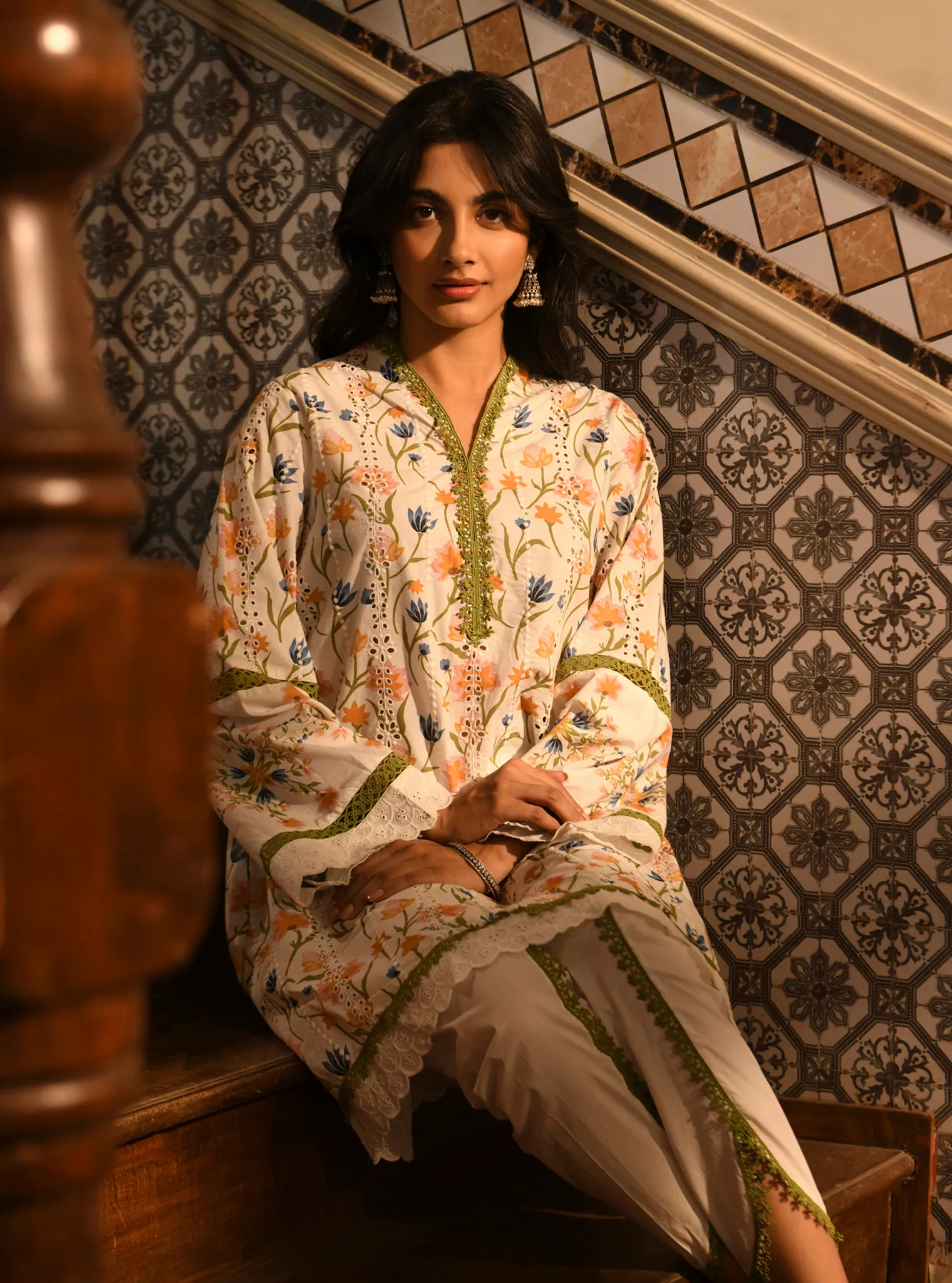 Mulmul Cotton Gargi White Printed Kurta With Mulmul Cotton Gargi White Pant
