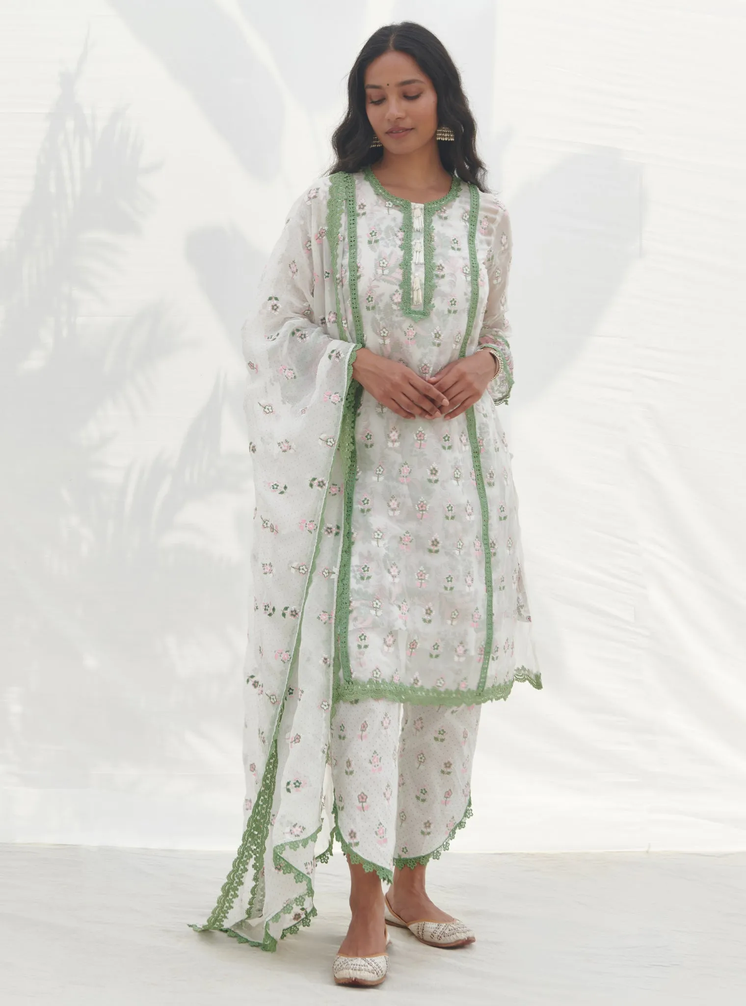 Mulmul Organza Terra Green Kurta With Mulmul Cotton Terra Green Pant