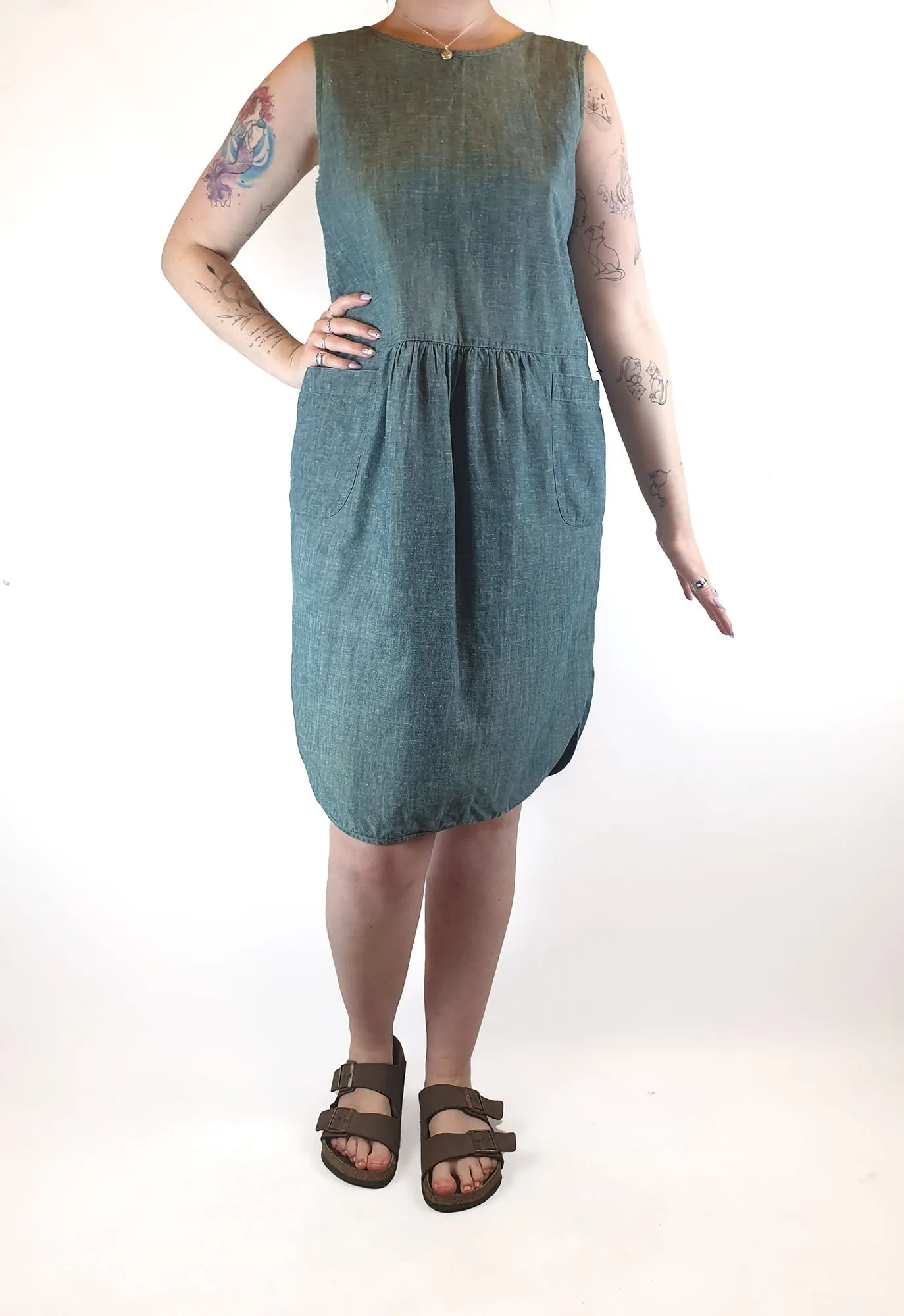 Obus denim look 100%  cotton sleeveless dress with white flecks size 4 (best fits size 12)