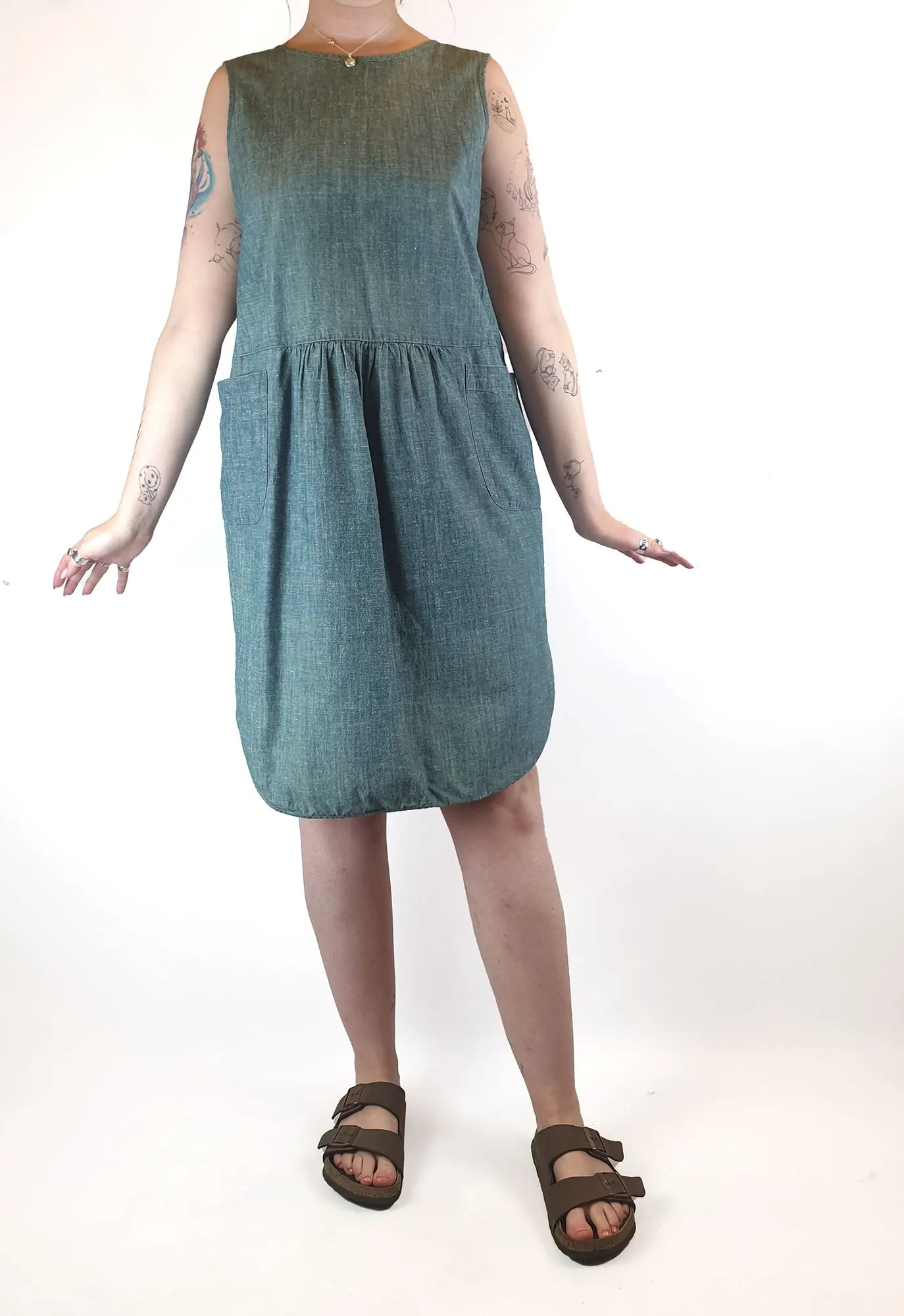 Obus denim look 100%  cotton sleeveless dress with white flecks size 4 (best fits size 12)