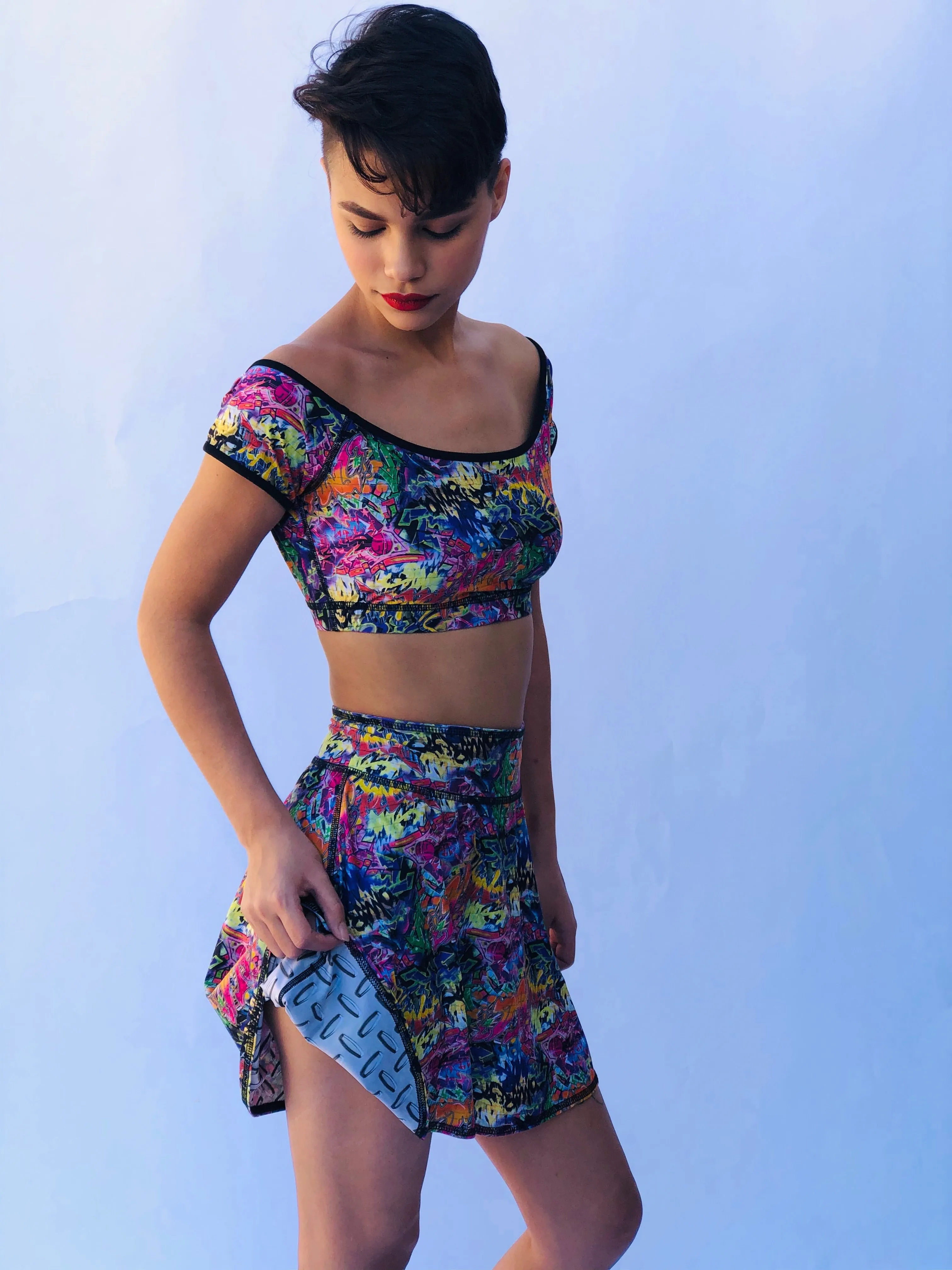 OFF THE SHOULDER CROP TOP GRAFFITI/BUNS OF STEEL