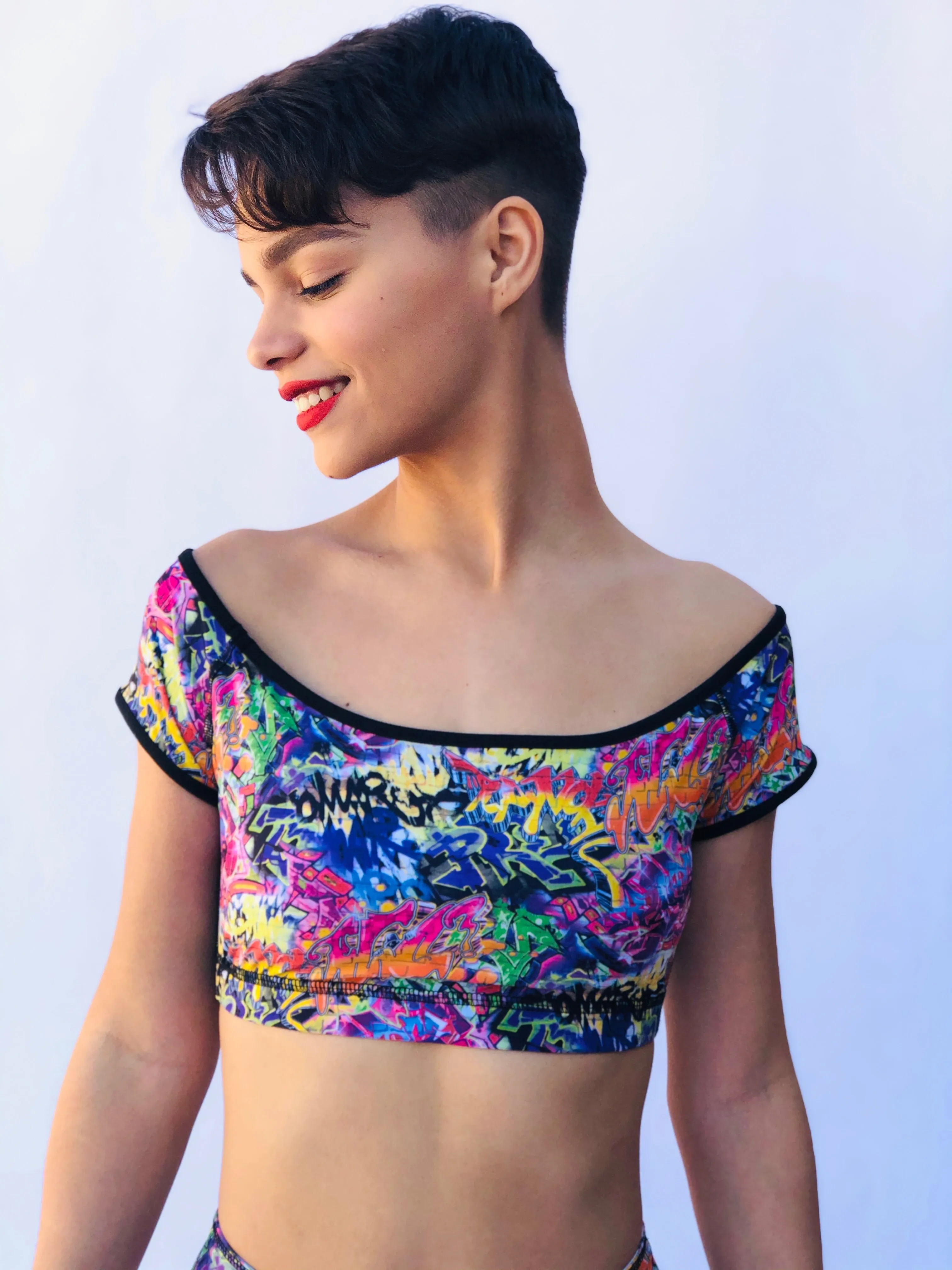 OFF THE SHOULDER CROP TOP GRAFFITI/BUNS OF STEEL